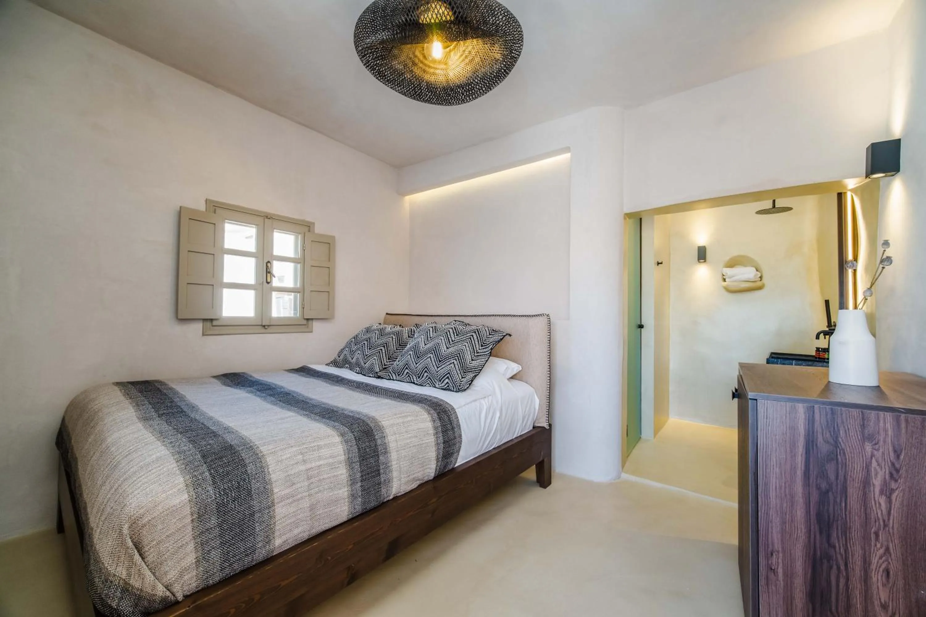 Bedroom, Bed in Phaos 1870, A restored Winery