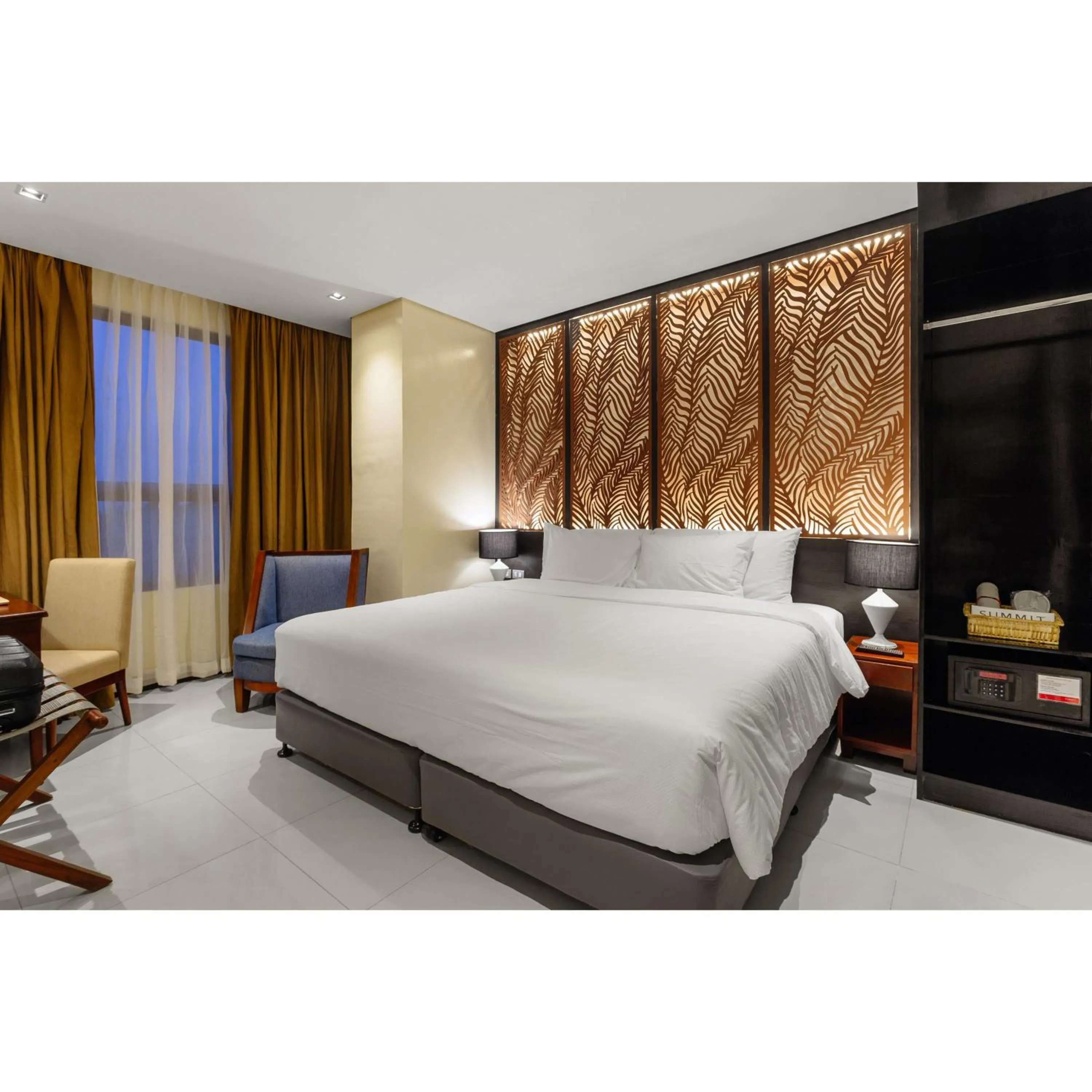 Family Suite - single occupancy in Summit Hotel Tacloban