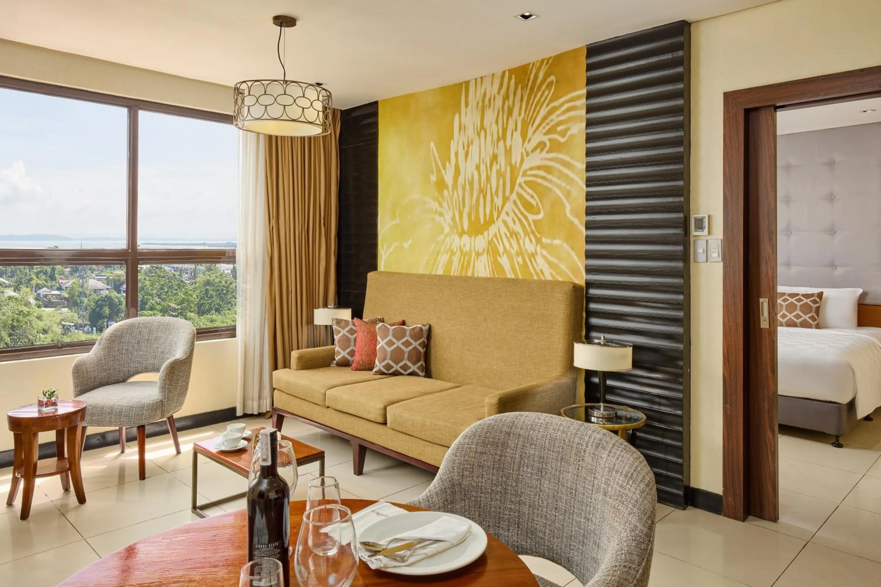 Living room, Bed in Summit Hotel Tacloban