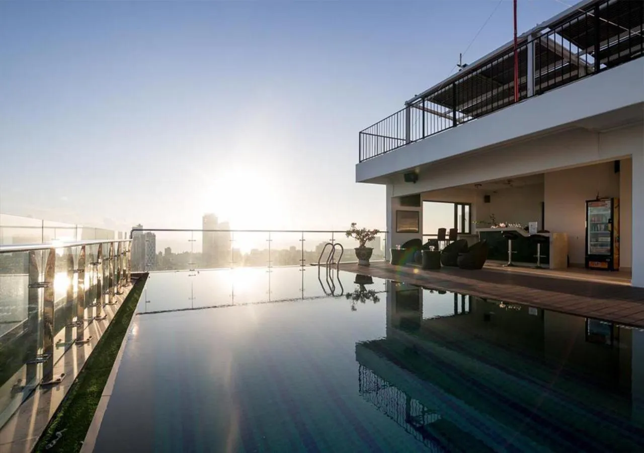 Day in Sepon Blue Hotel