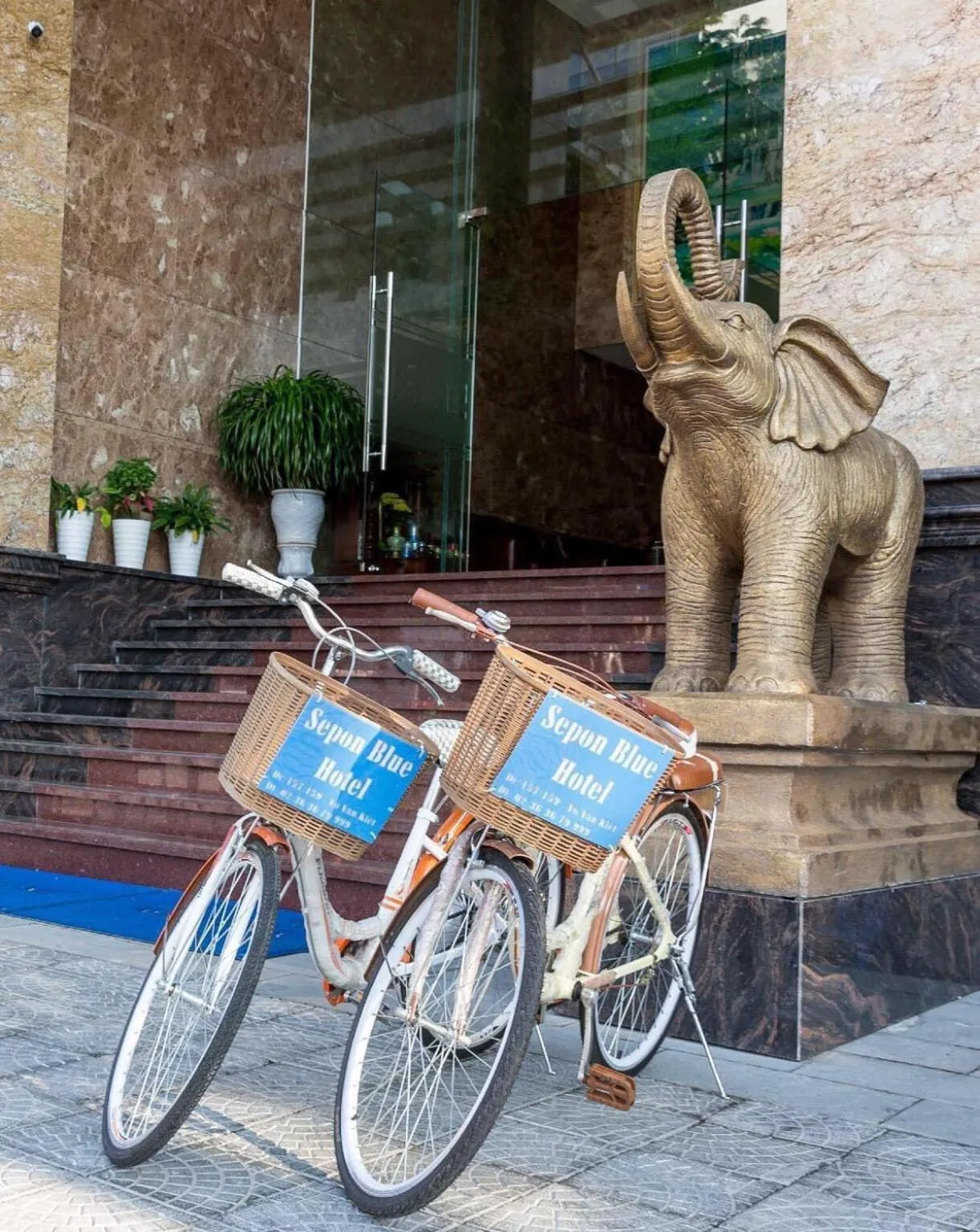 Property building in Sepon Blue Hotel