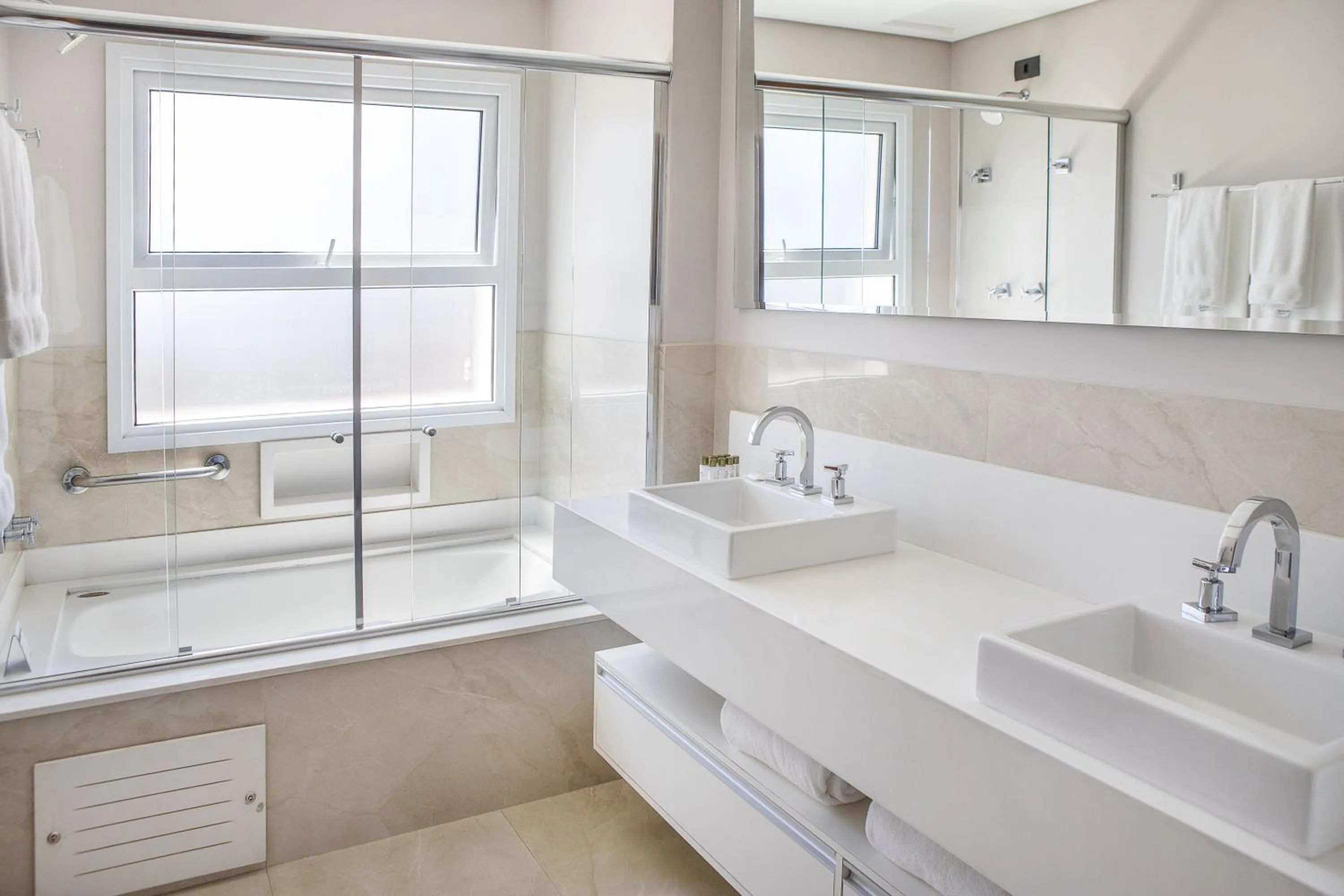 Bathroom in Hotel Estoril