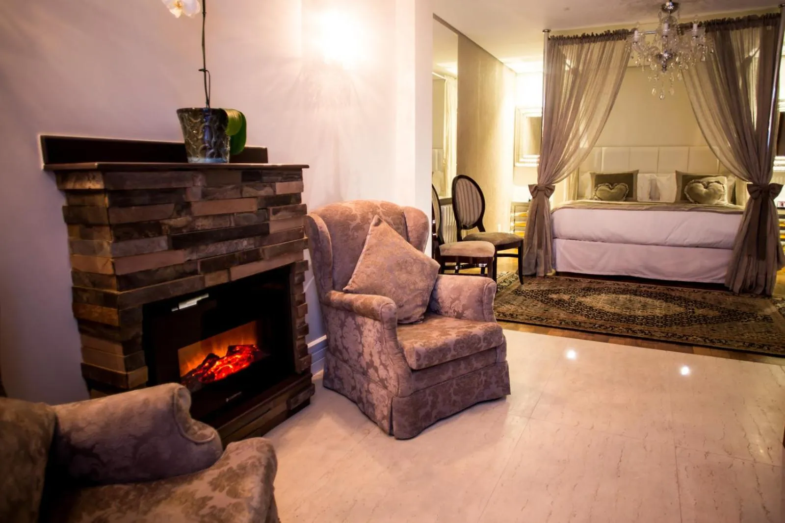 Photo of the whole room in Hotel Estoril