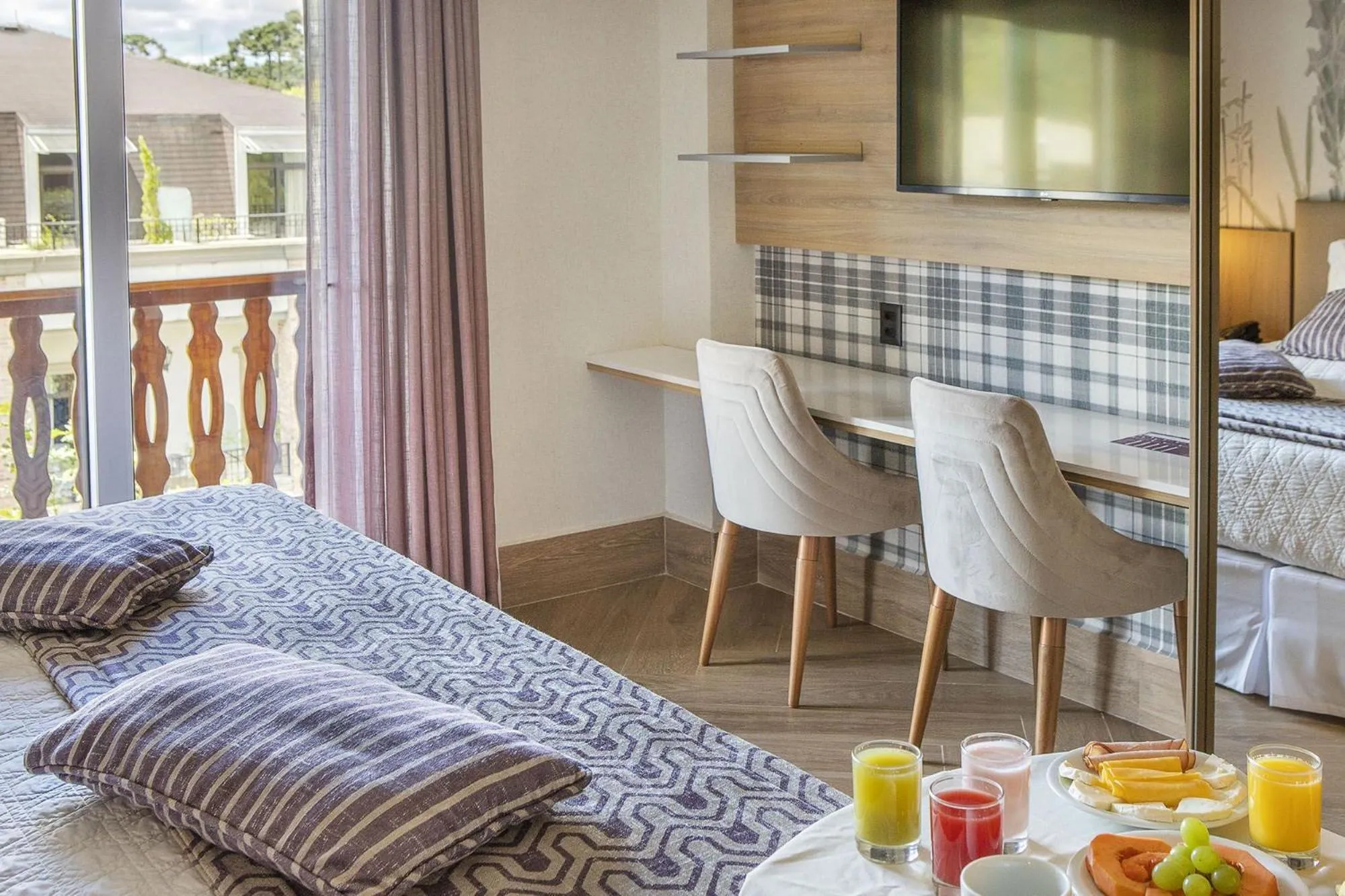 Deluxe Room in Hotel Estoril