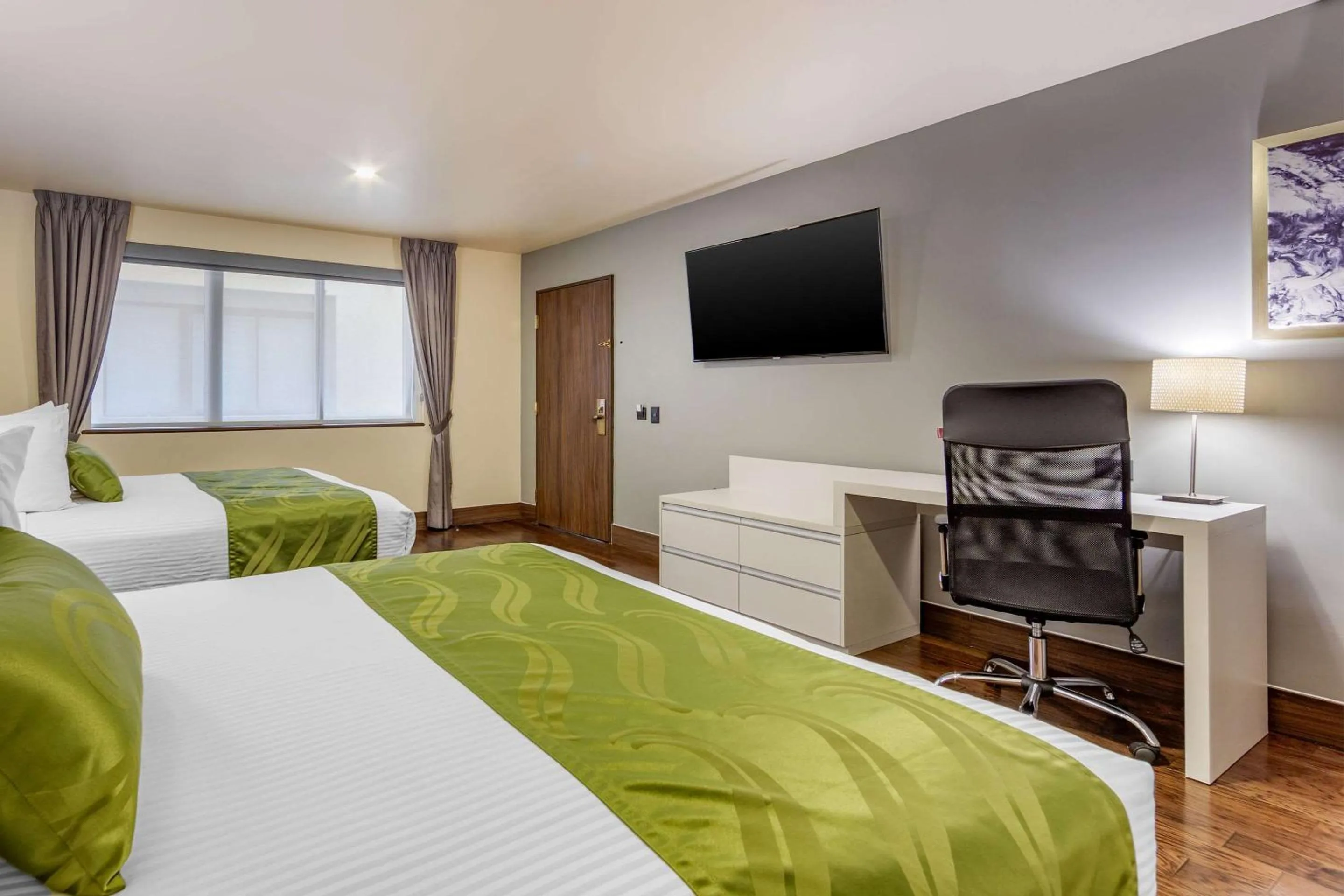 Bedroom in Hotel Chihuahua San Francisco