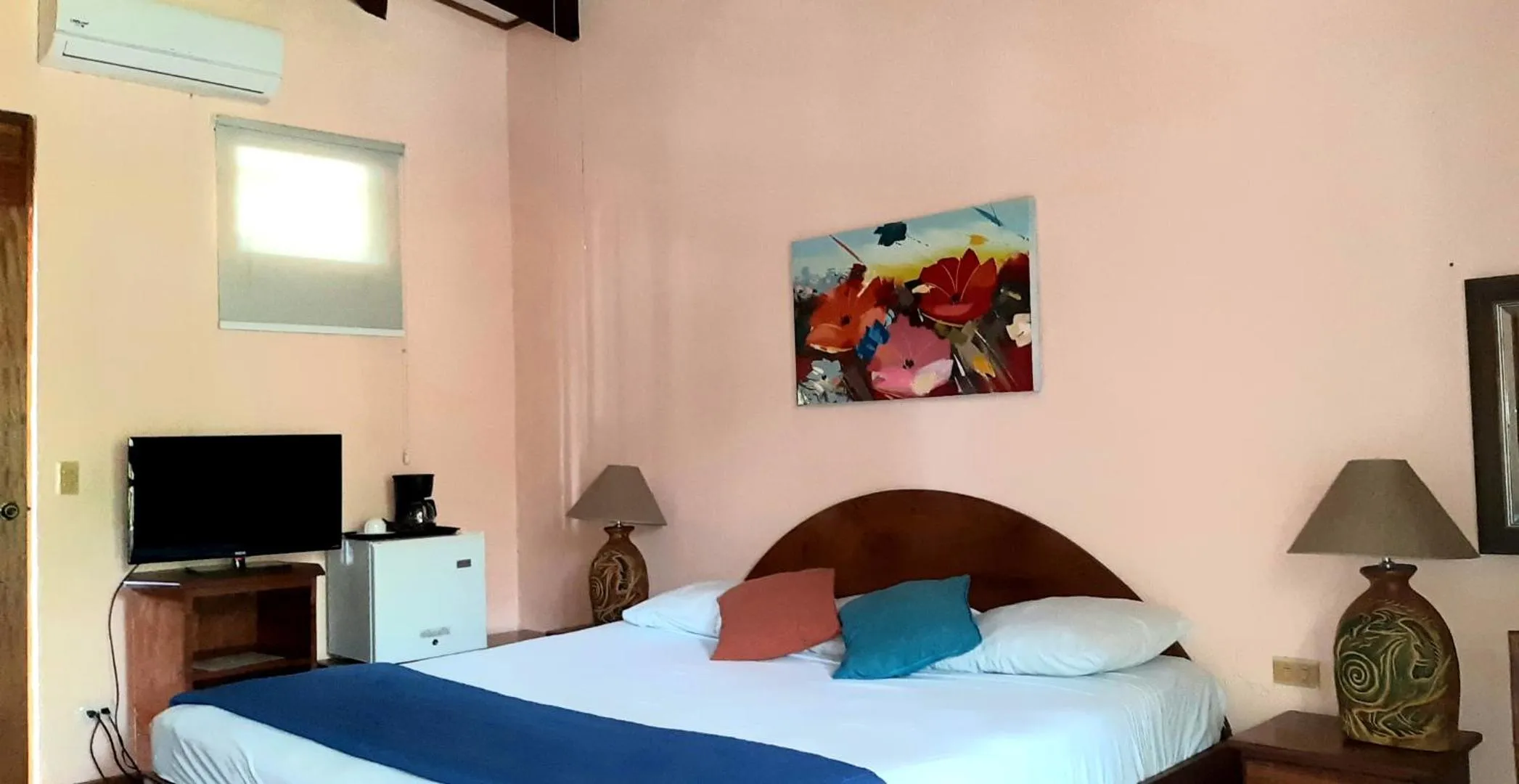 Bed in Samara Beach Hotel