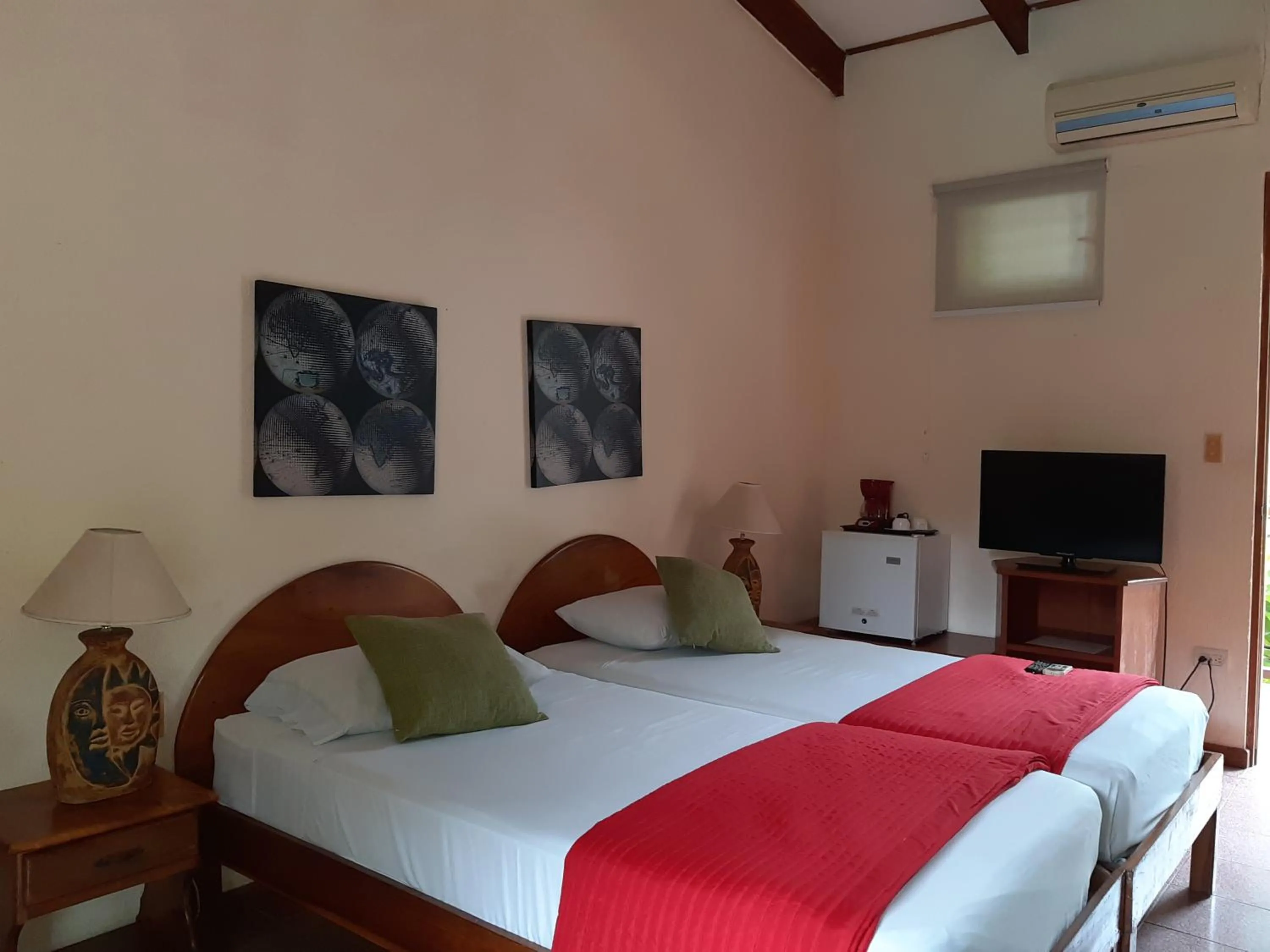 Bed in Samara Beach Hotel