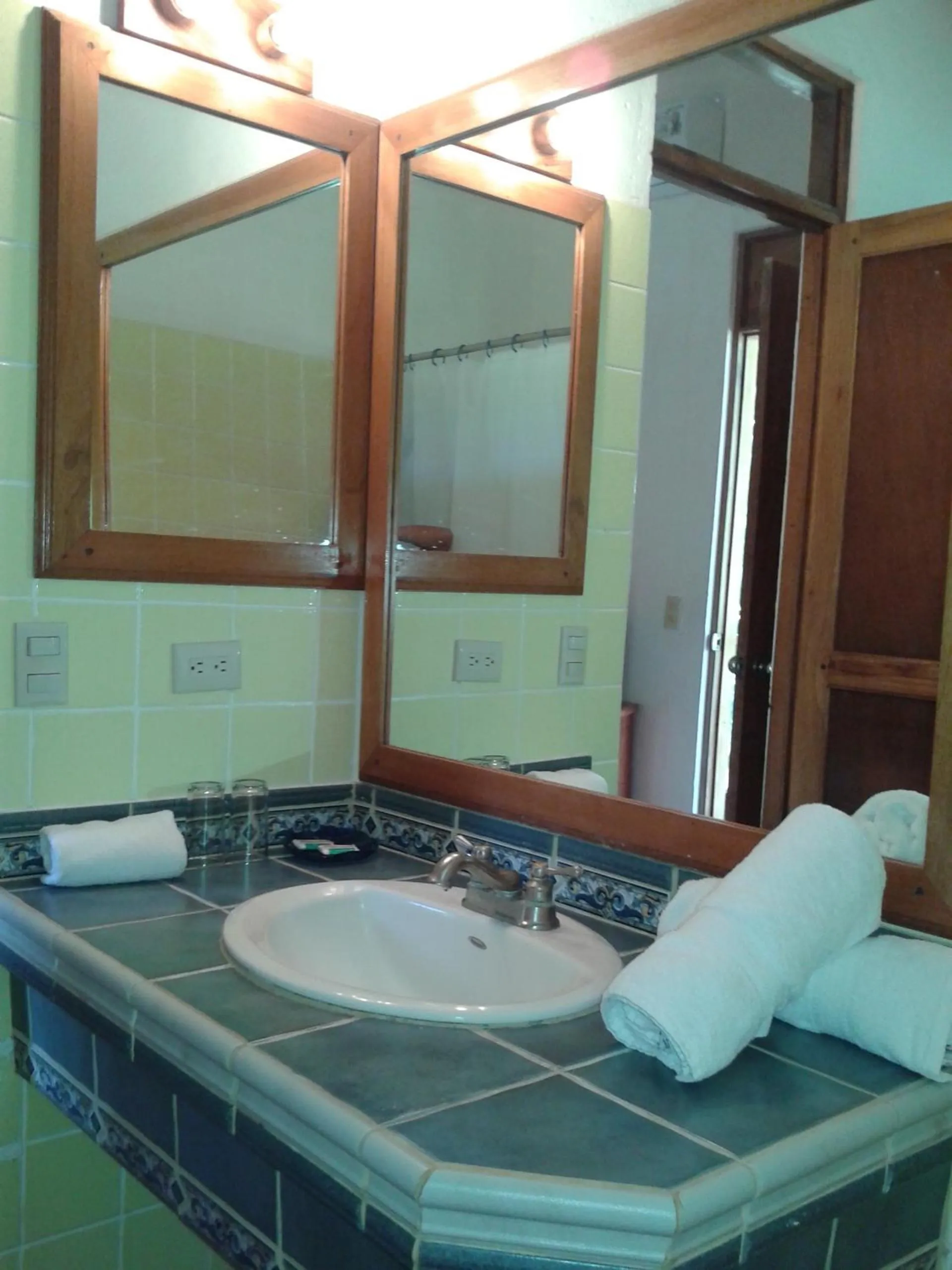 Toilet in Samara Beach Hotel