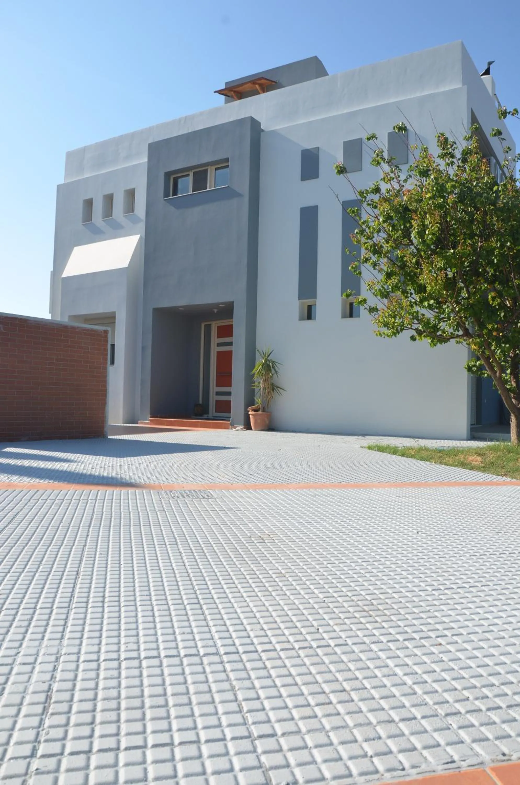 Facade/entrance in Platoni Elite Villas