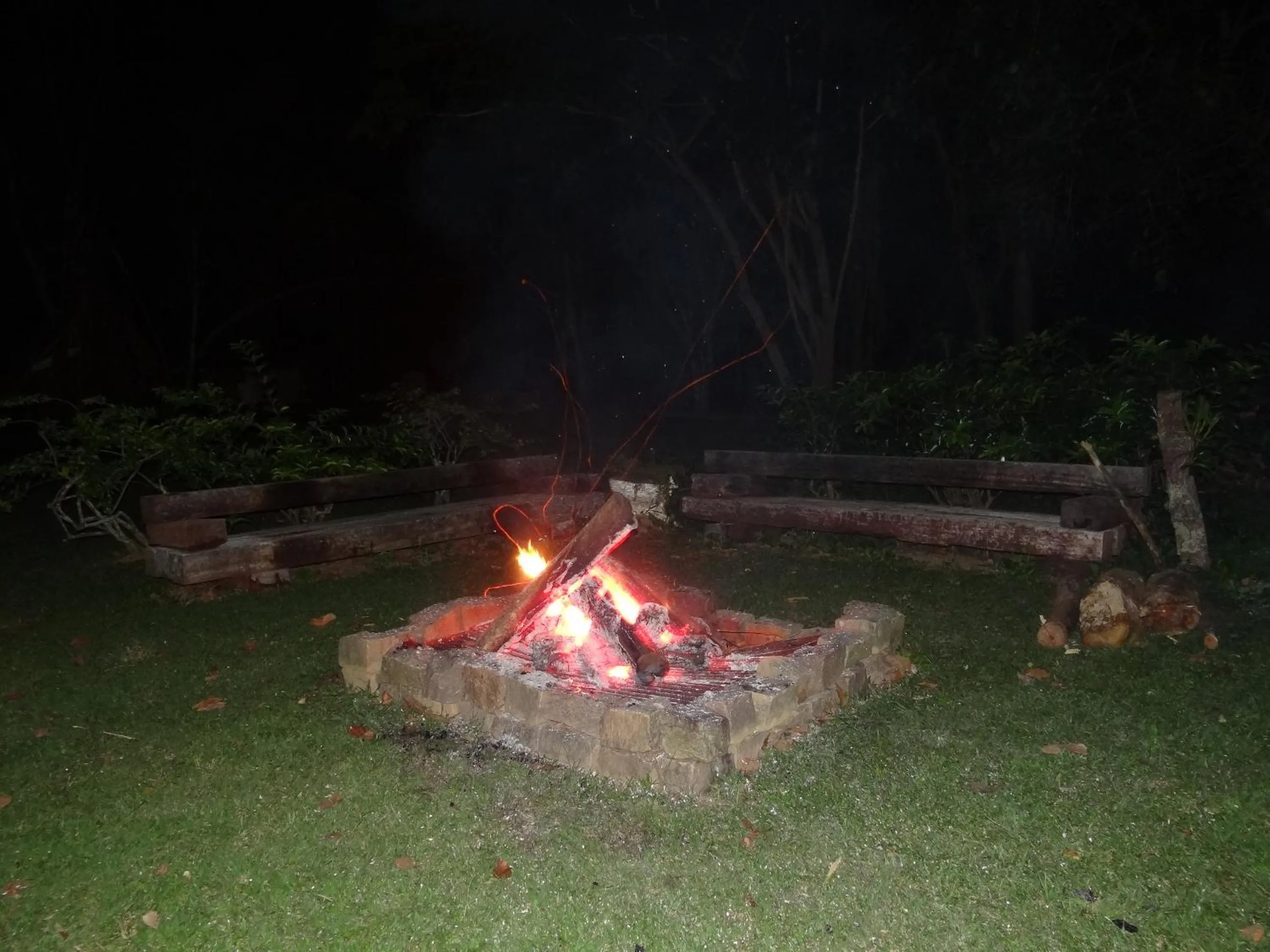Evening entertainment in Pousada Canto da Lua