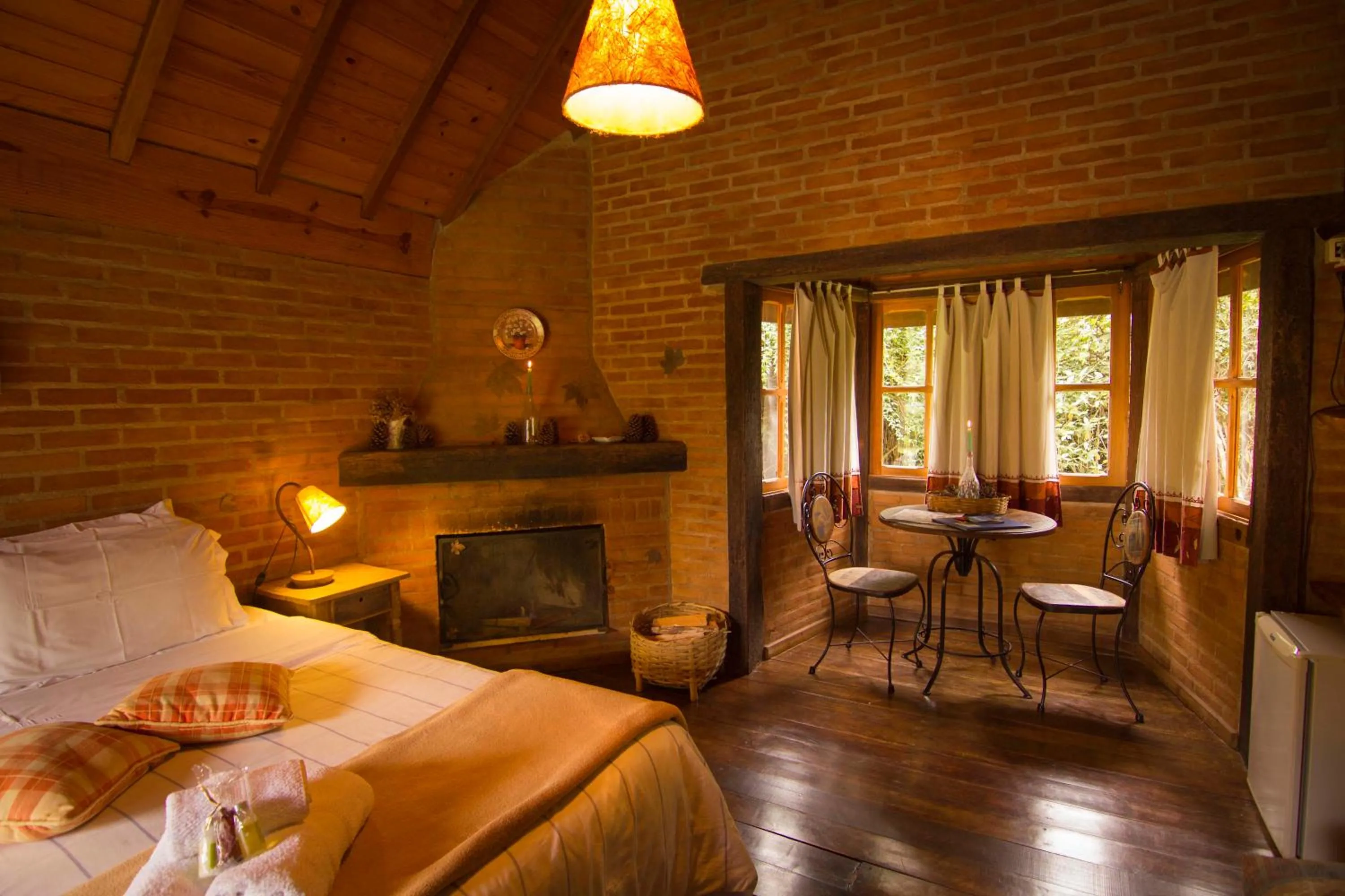 View (from property/room), Bed in Pousada Canto da Lua