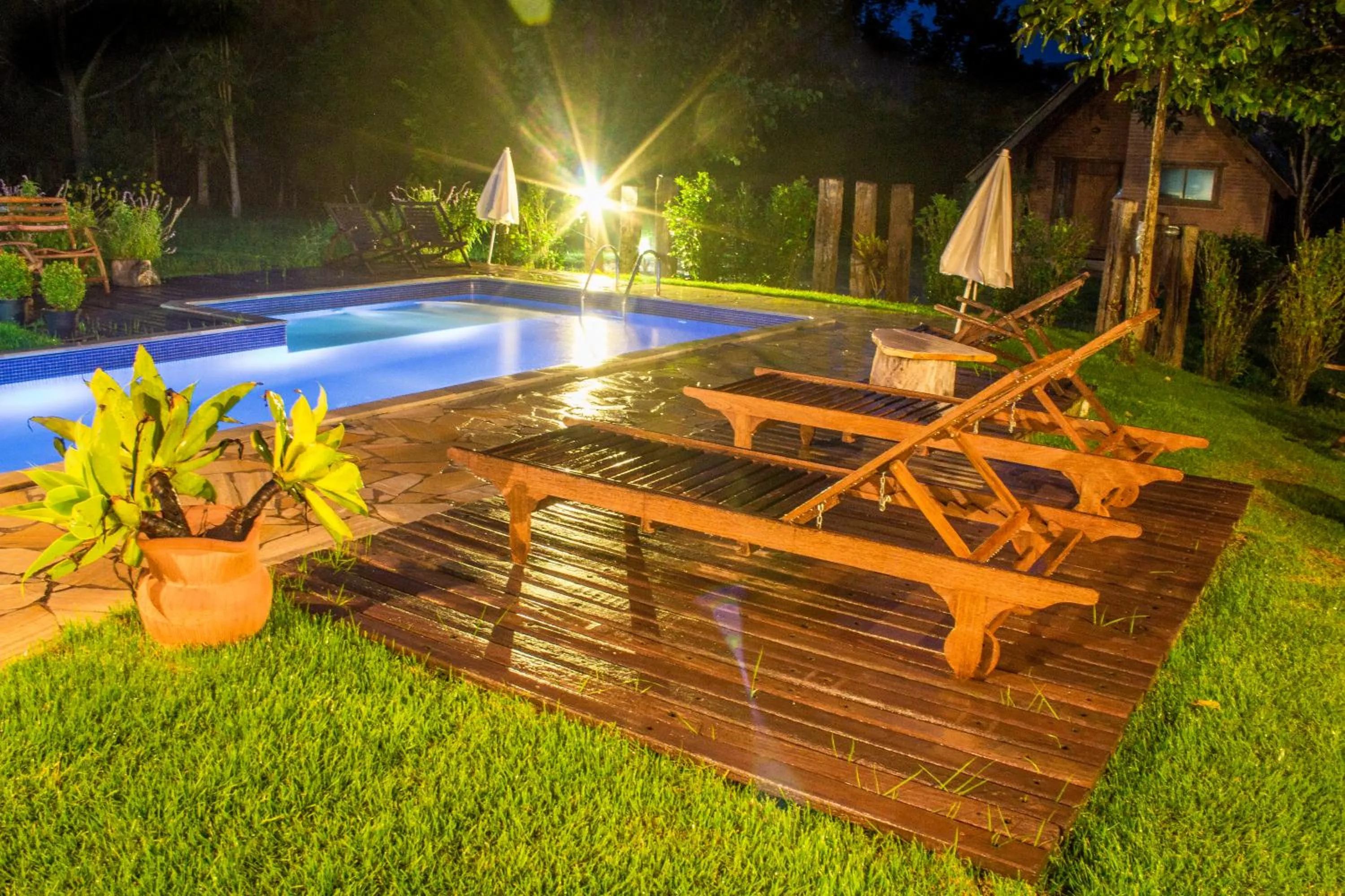 Pool view in Pousada Canto da Lua