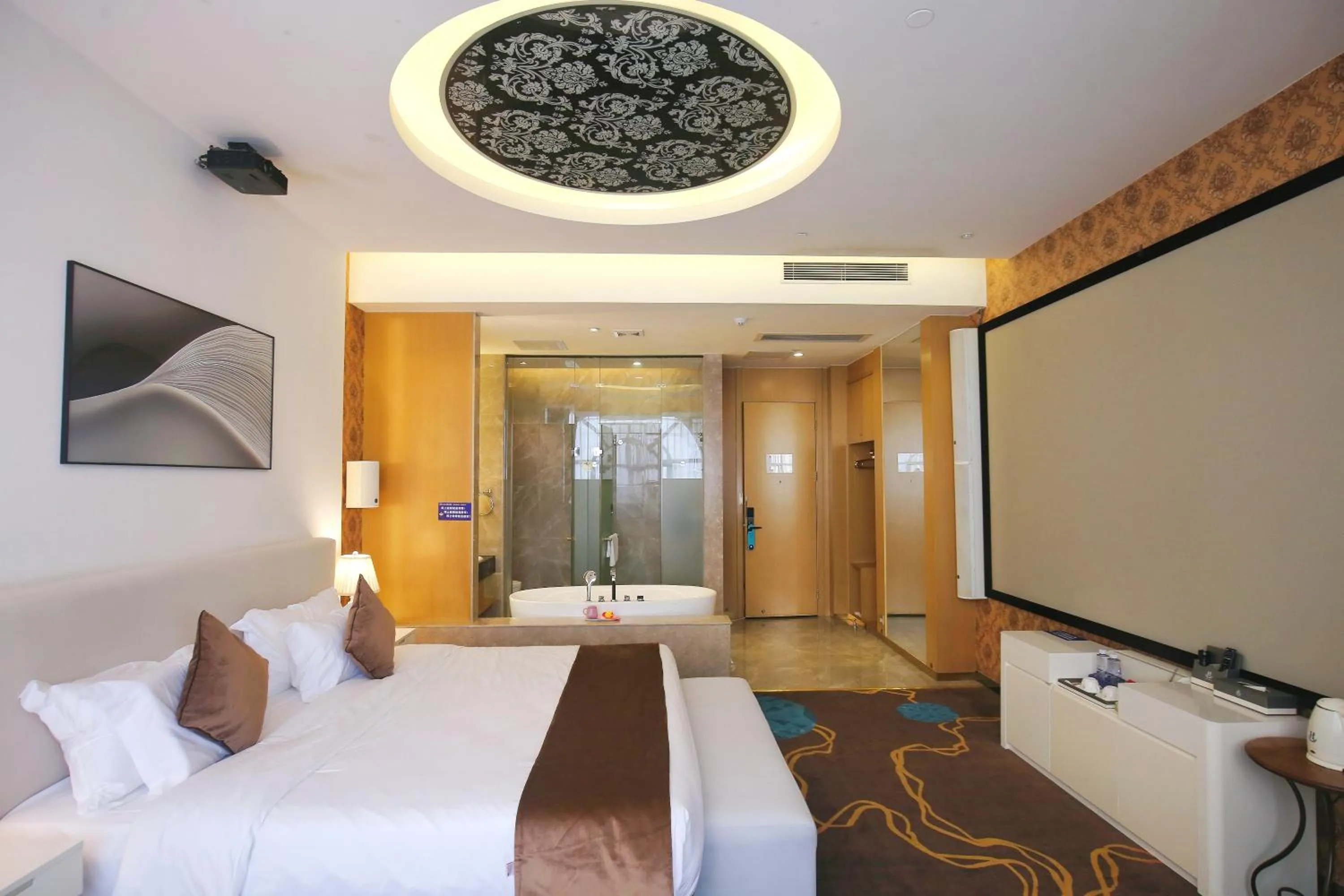 Taishan He Style Hotel
