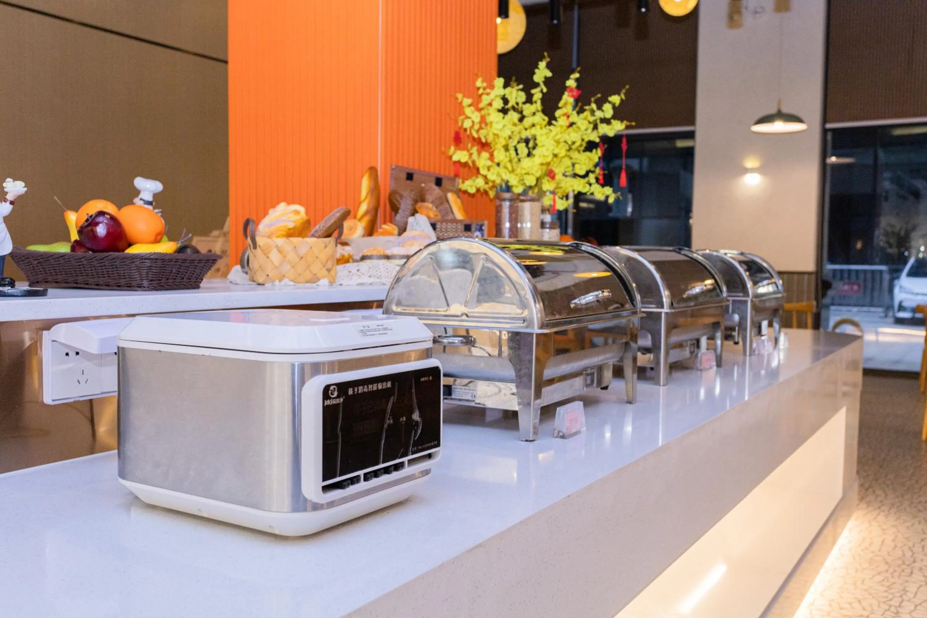 Restaurant/places to eat in Taishan He Style Hotel