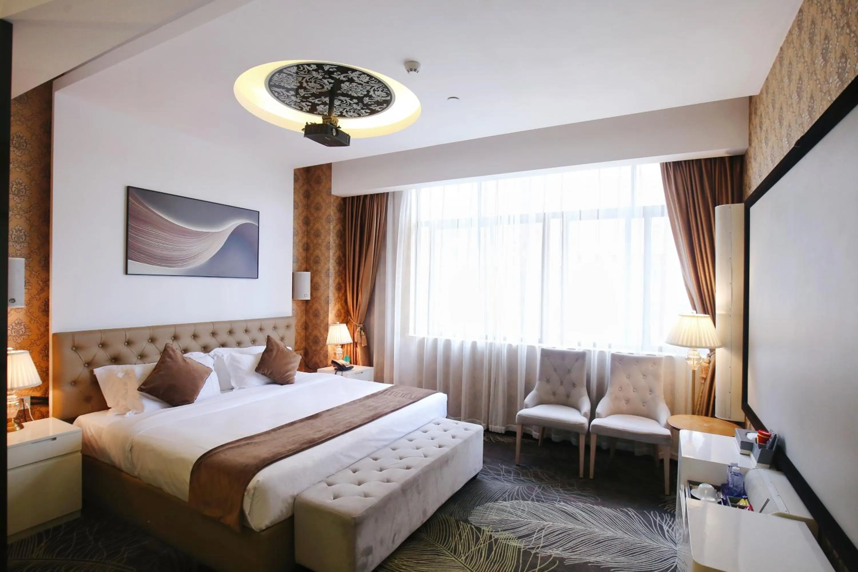 Taishan He Style Hotel