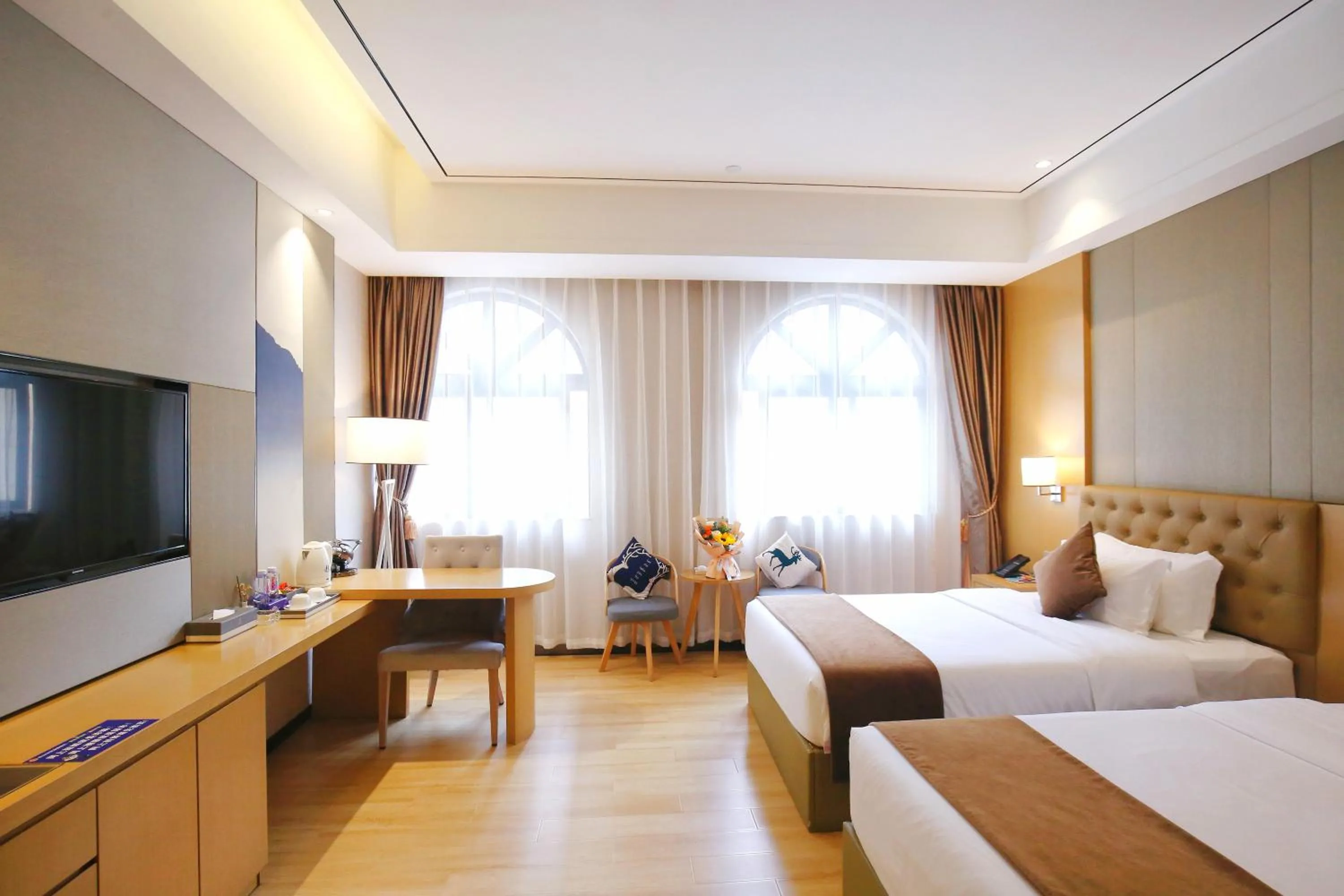 Taishan He Style Hotel