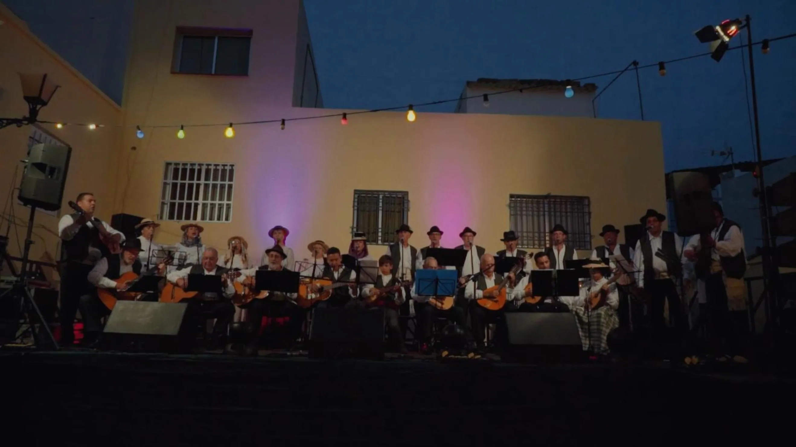 People in Sur Restinga