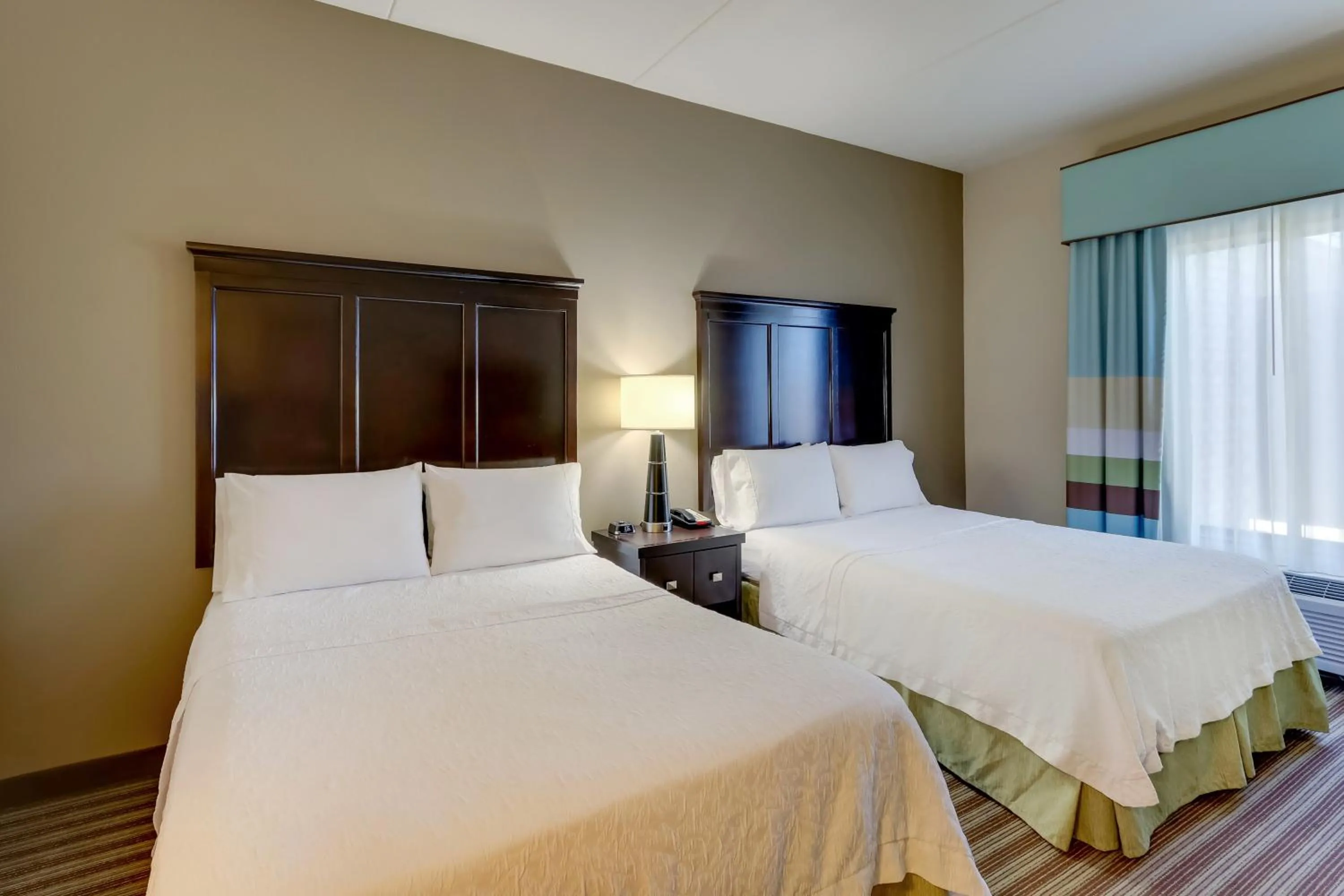 Bedroom, Bed in Hampton Inn and Suites Swansboro Near Camp Lejeune
