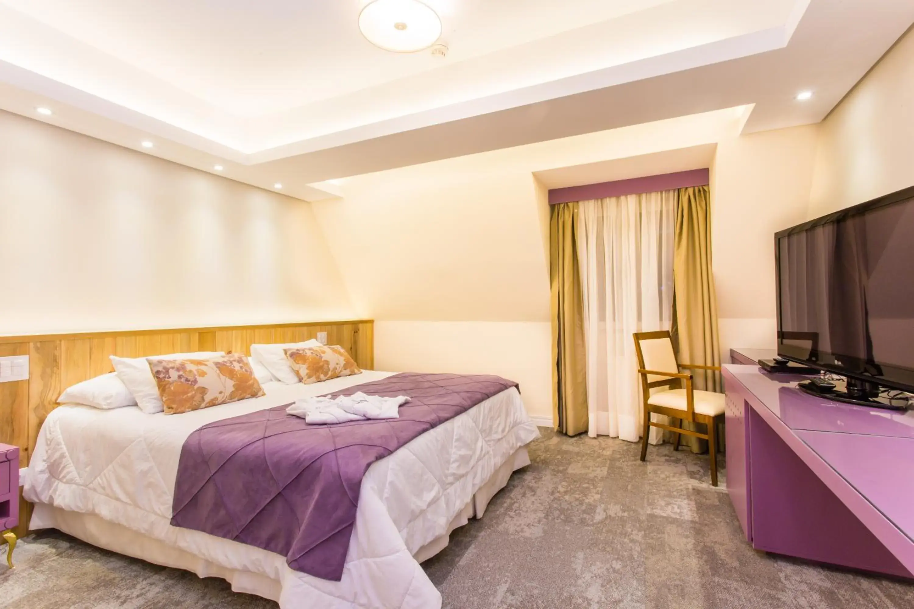 Standard Double or Twin Room in Hotel Serra da Estrela Standard Double or Twin Room in Hotel Serra da Estrela