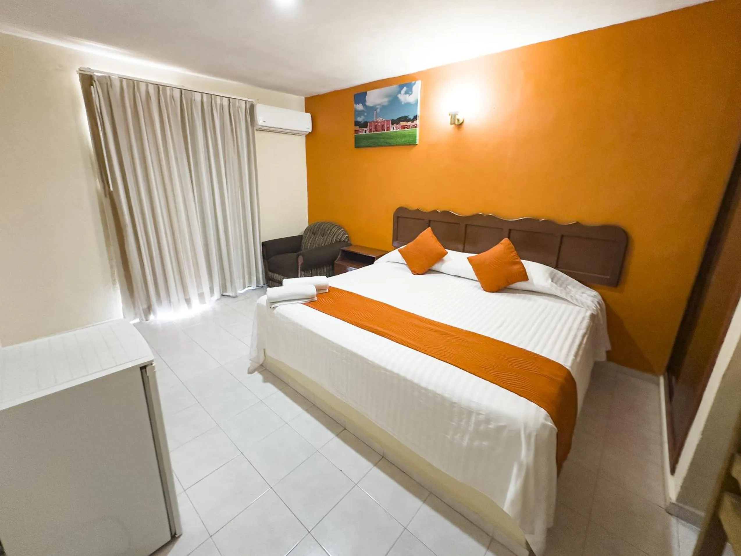 Photo of the whole room, Bed in Hotel Uxulkah