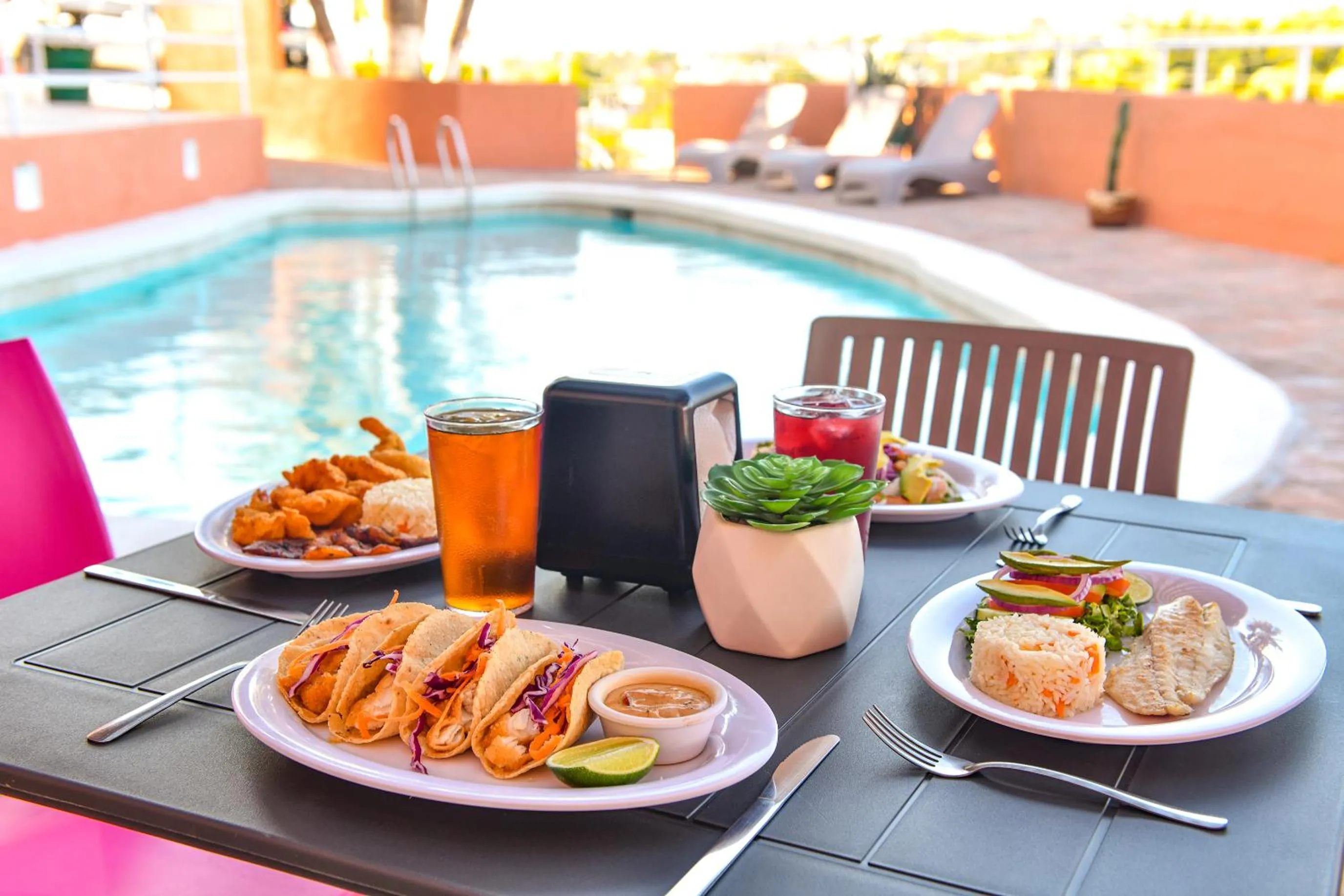 Food in Hotel Uxulkah