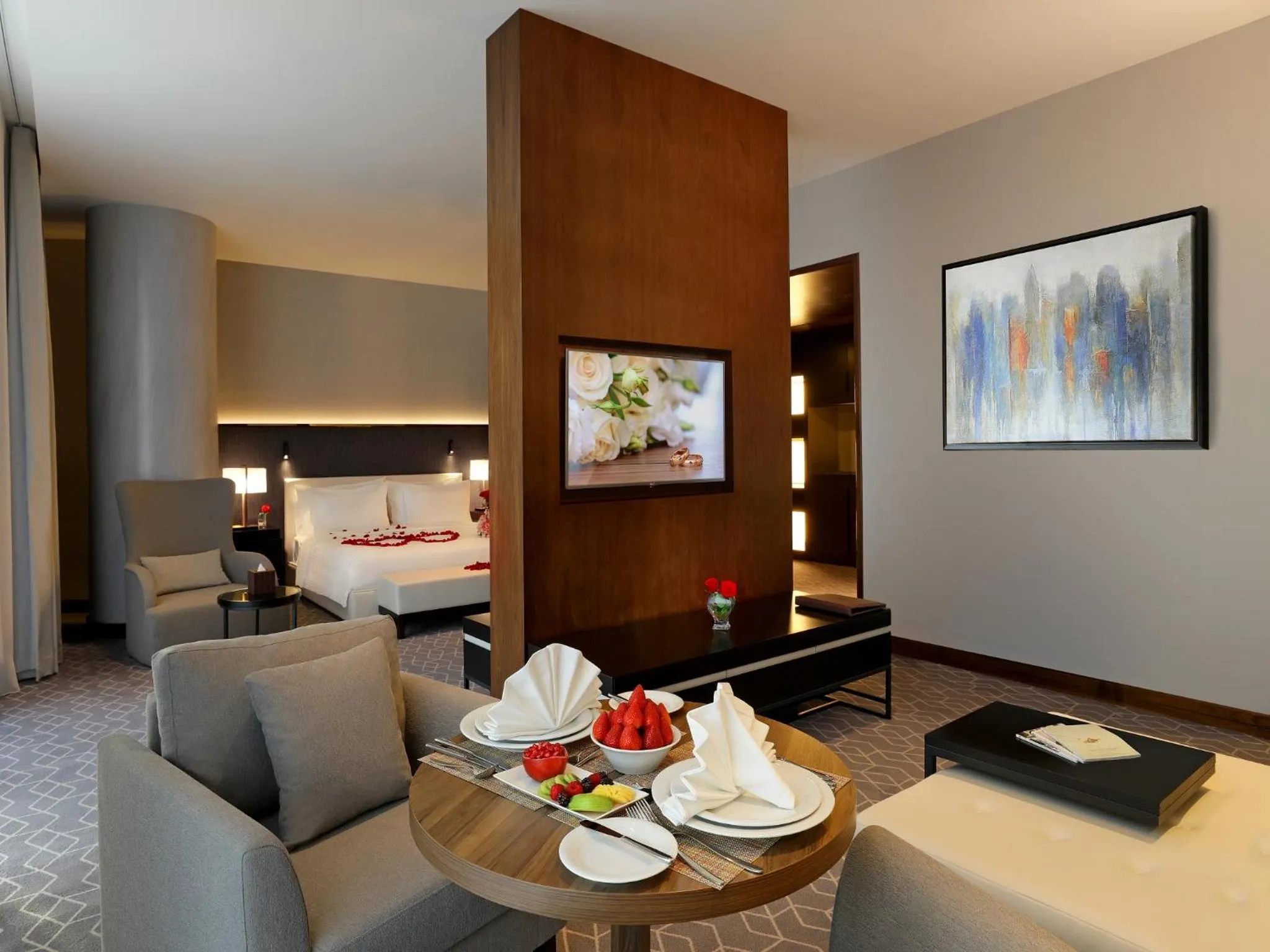 Bedroom, Bed in Millennium Madinah Airport