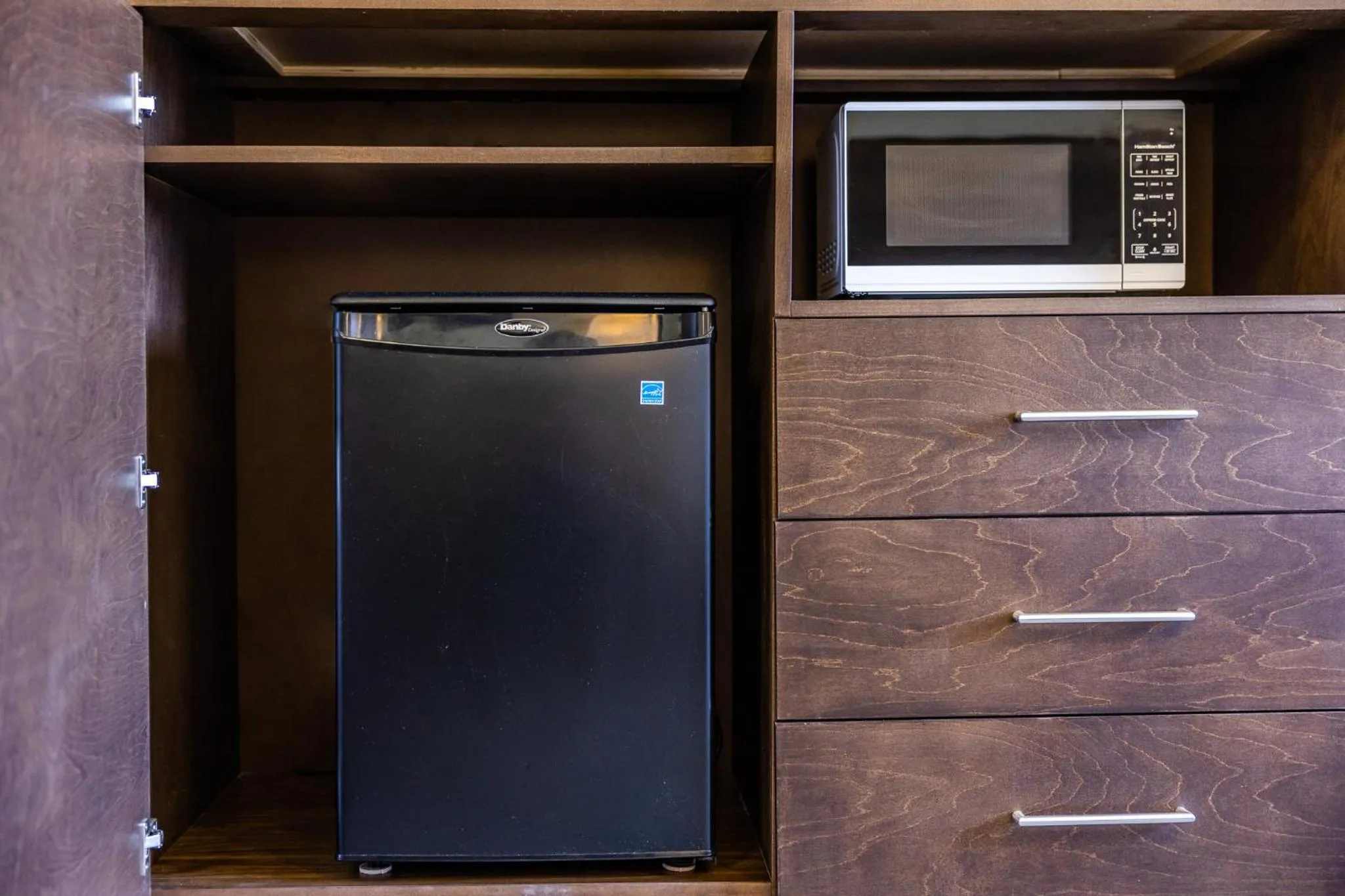 minibar in Stoney Nakoda Resort & Casino