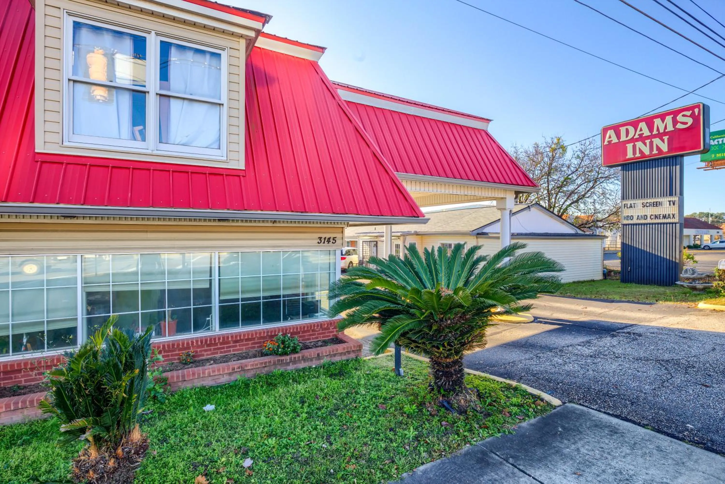 Property building in Adams Inn