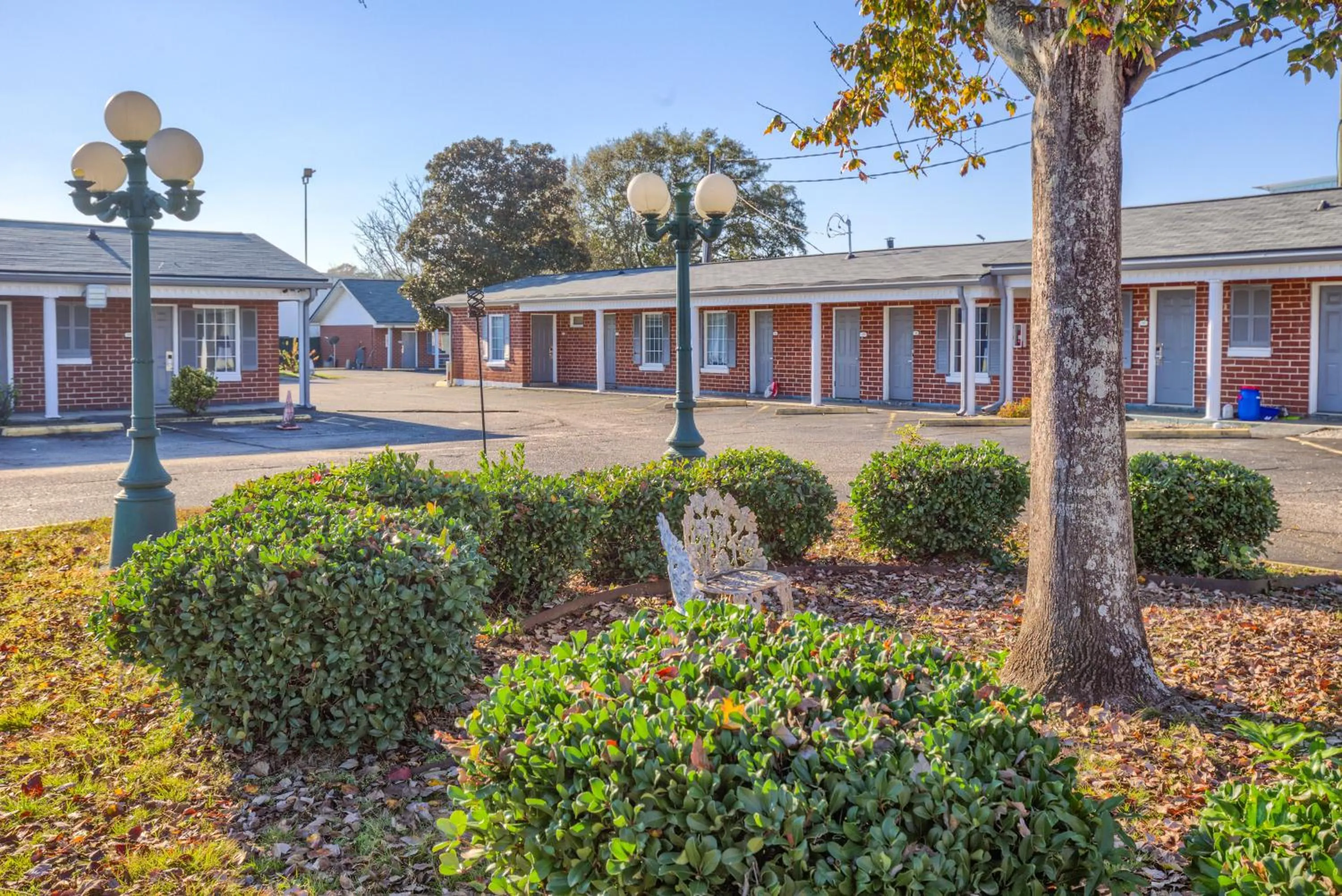 Property building in Adams Inn