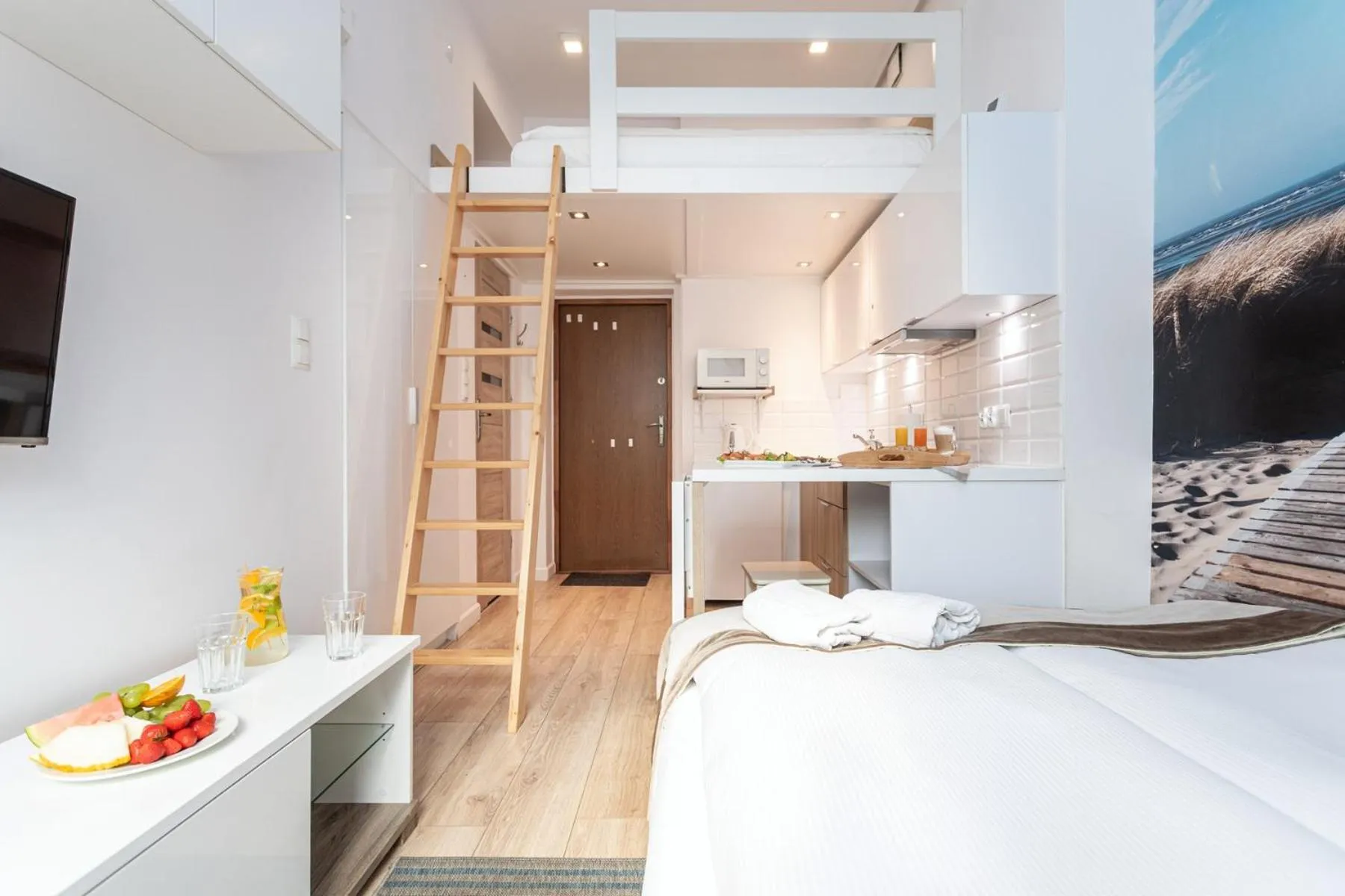bunk bed, Bed in Riviera Residence Apartments