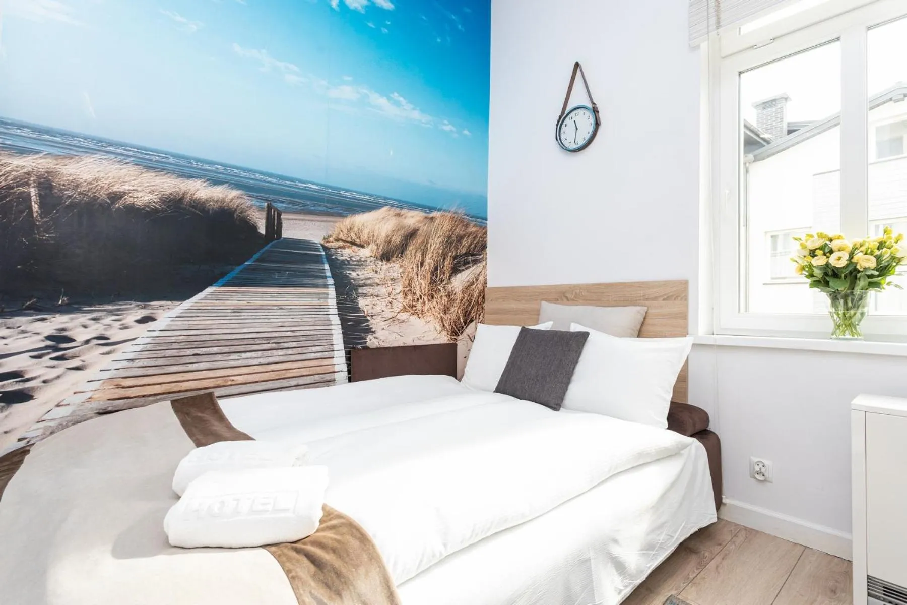 Bedroom, Bed in Riviera Residence Apartments