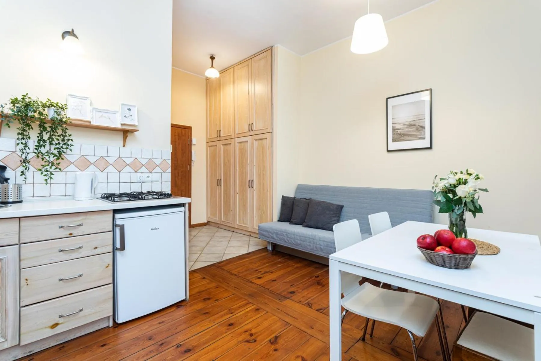 Kitchen or kitchenette in Riviera Residence Apartments