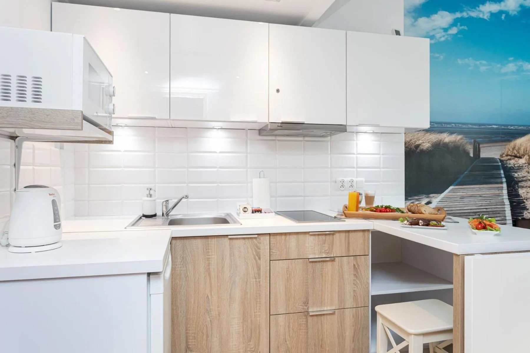 Kitchen or kitchenette in Riviera Residence Apartments