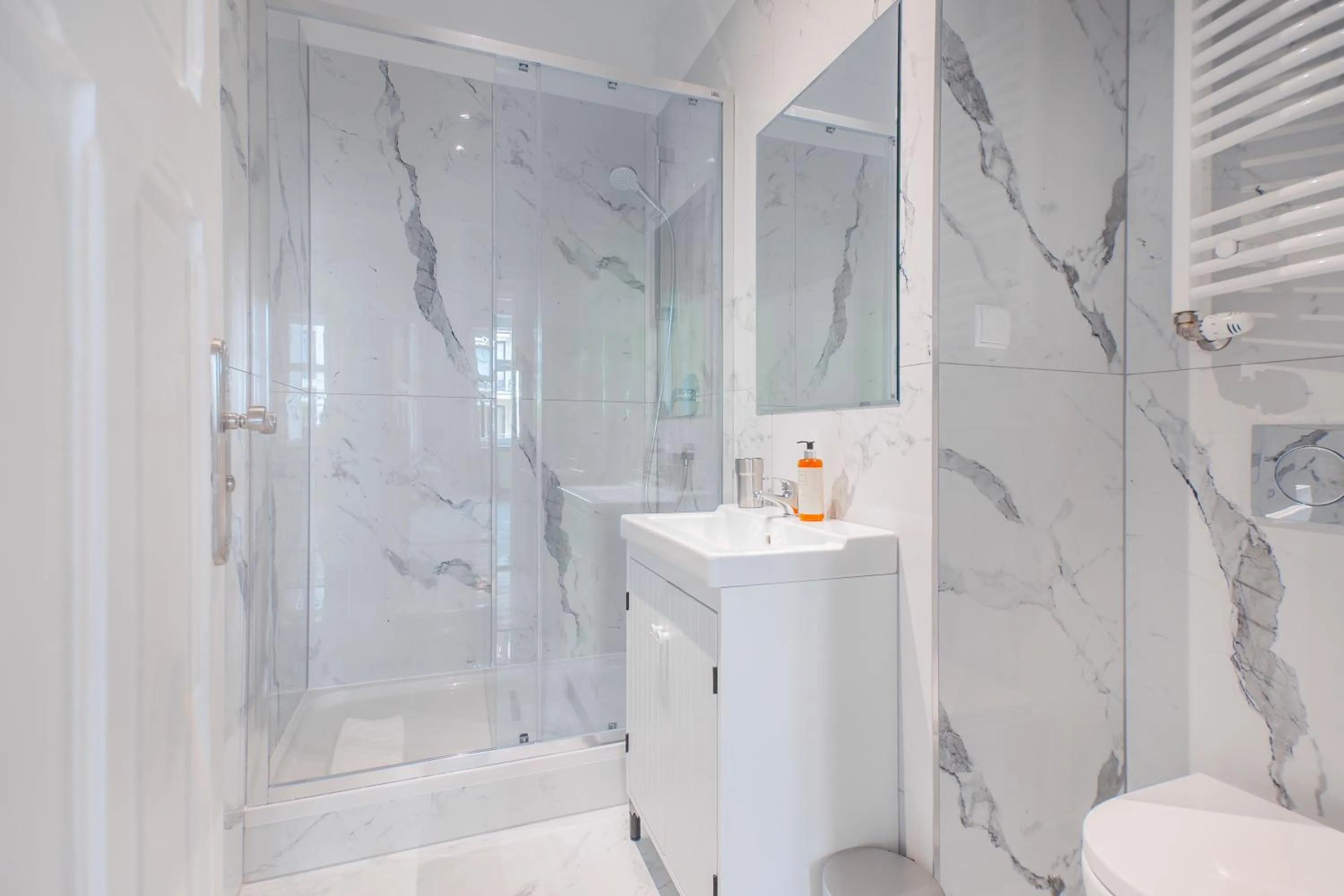 Shower in Riviera Residence Apartments