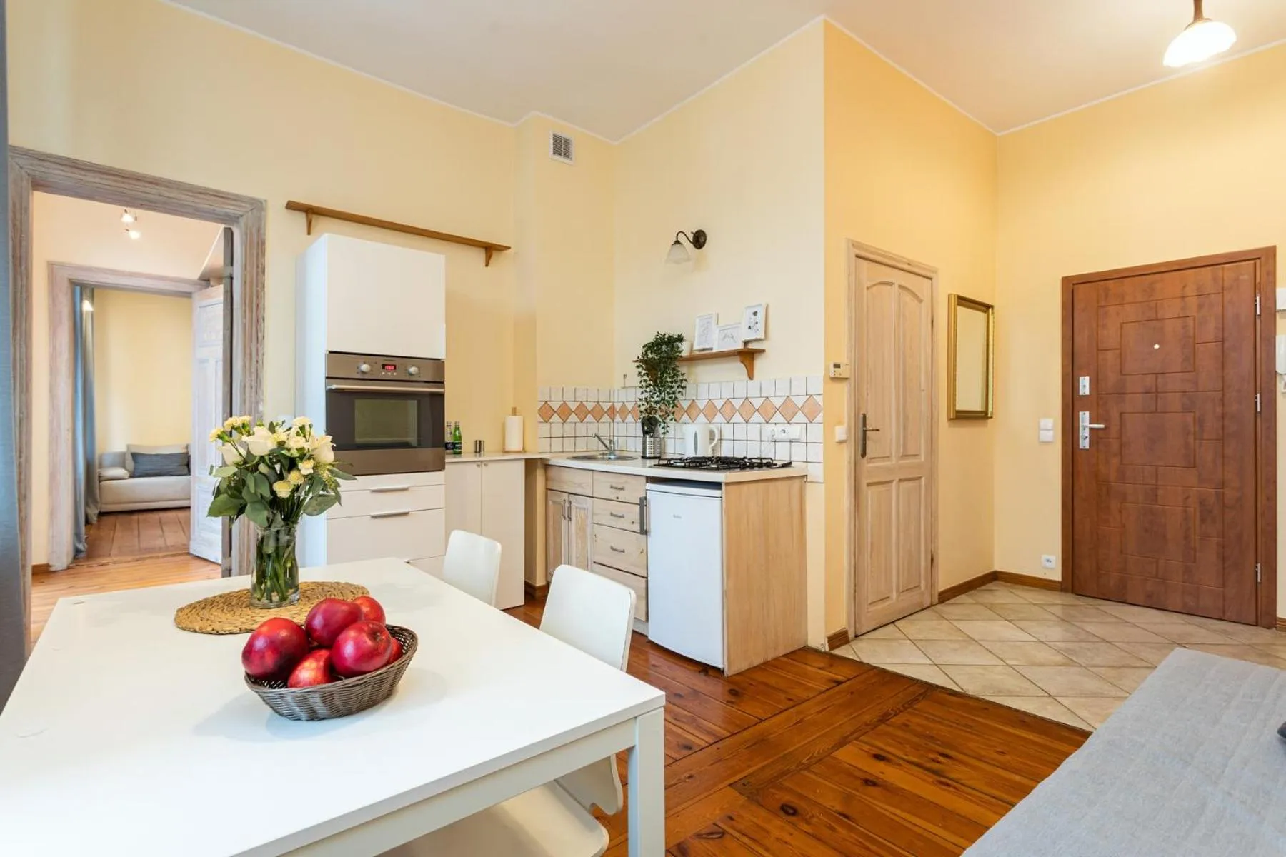 Kitchen or kitchenette in Riviera Residence Apartments