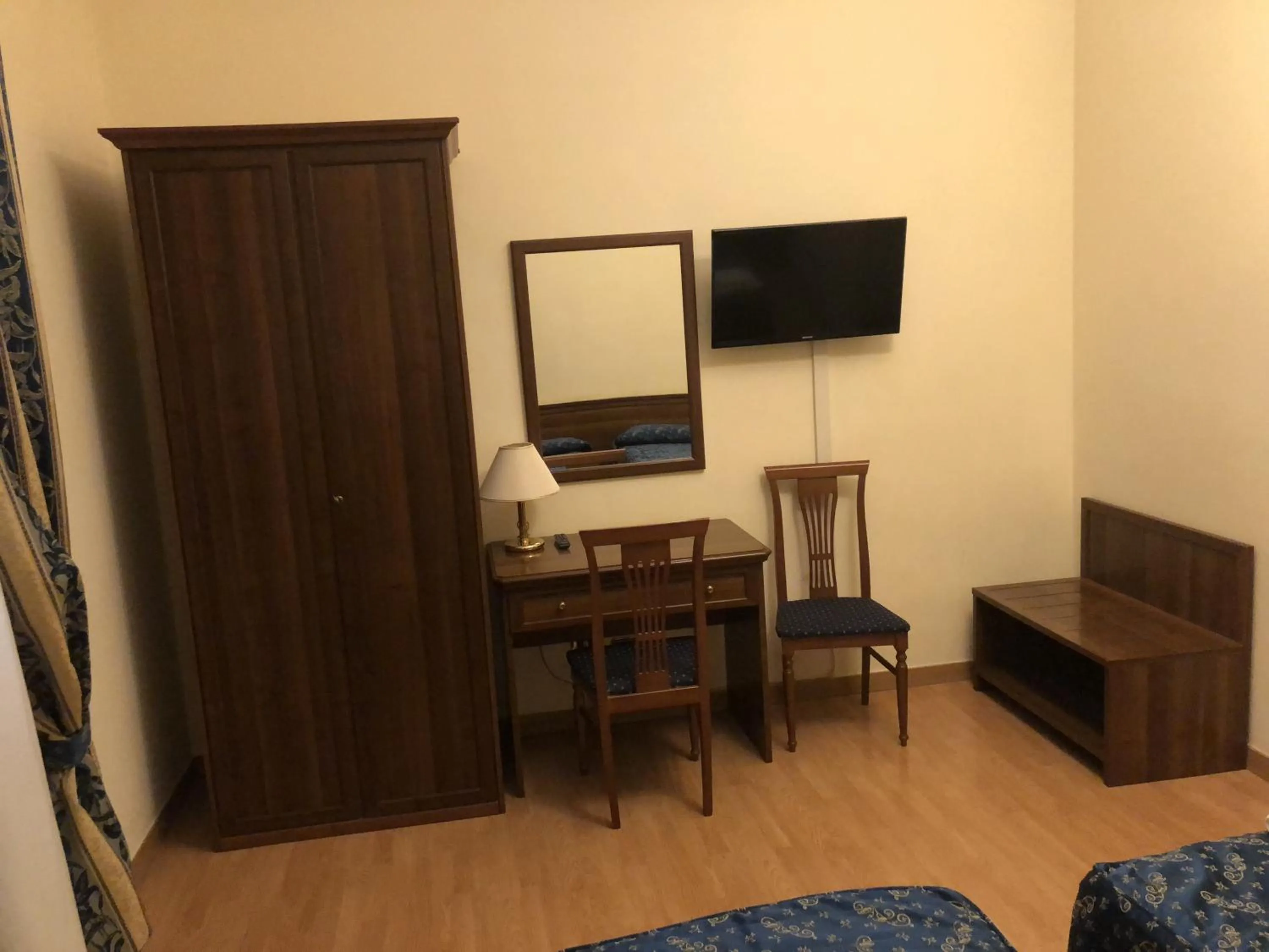 hair dresser in Colosseo Roma