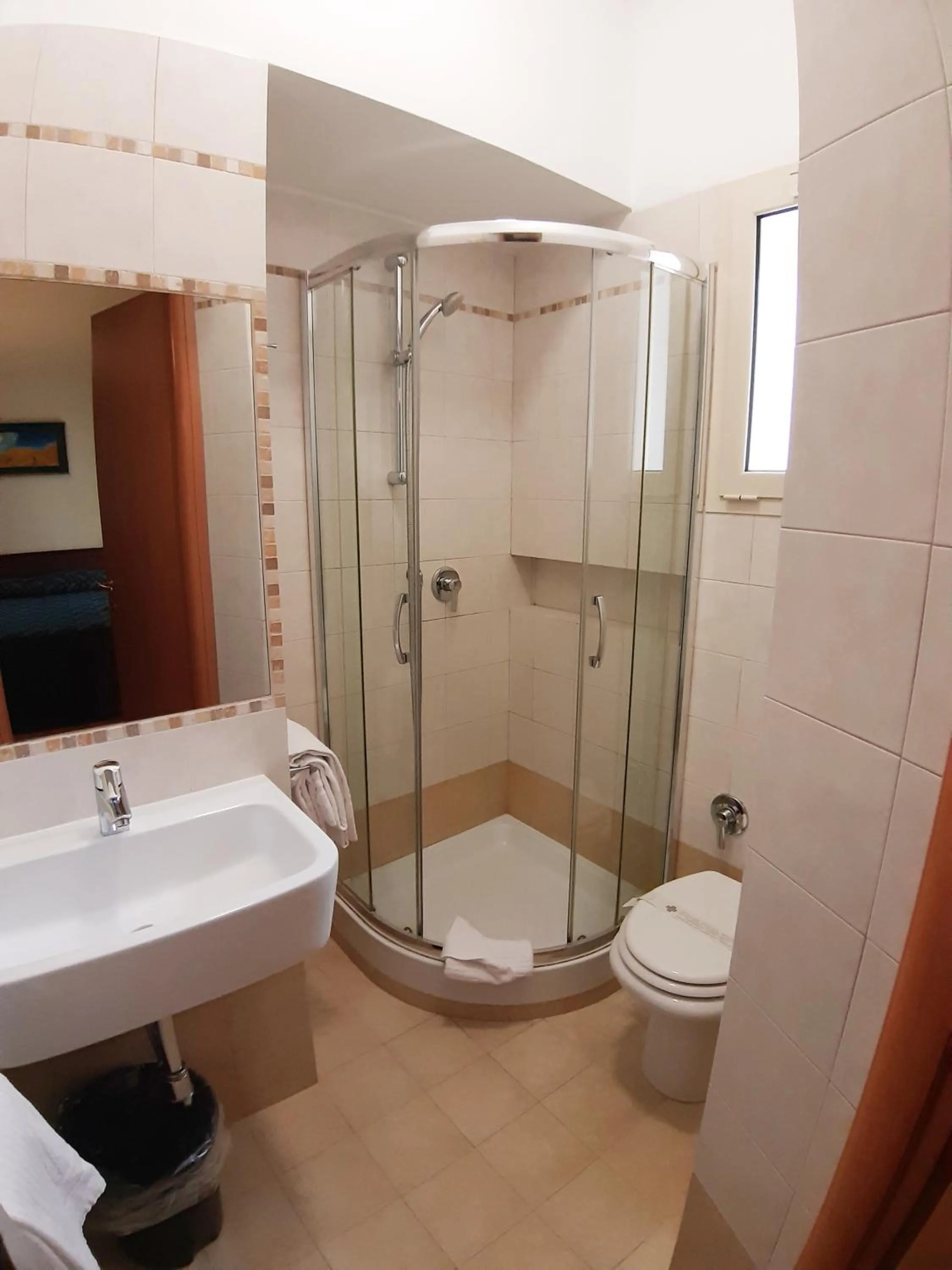 Bathroom in Colosseo Roma