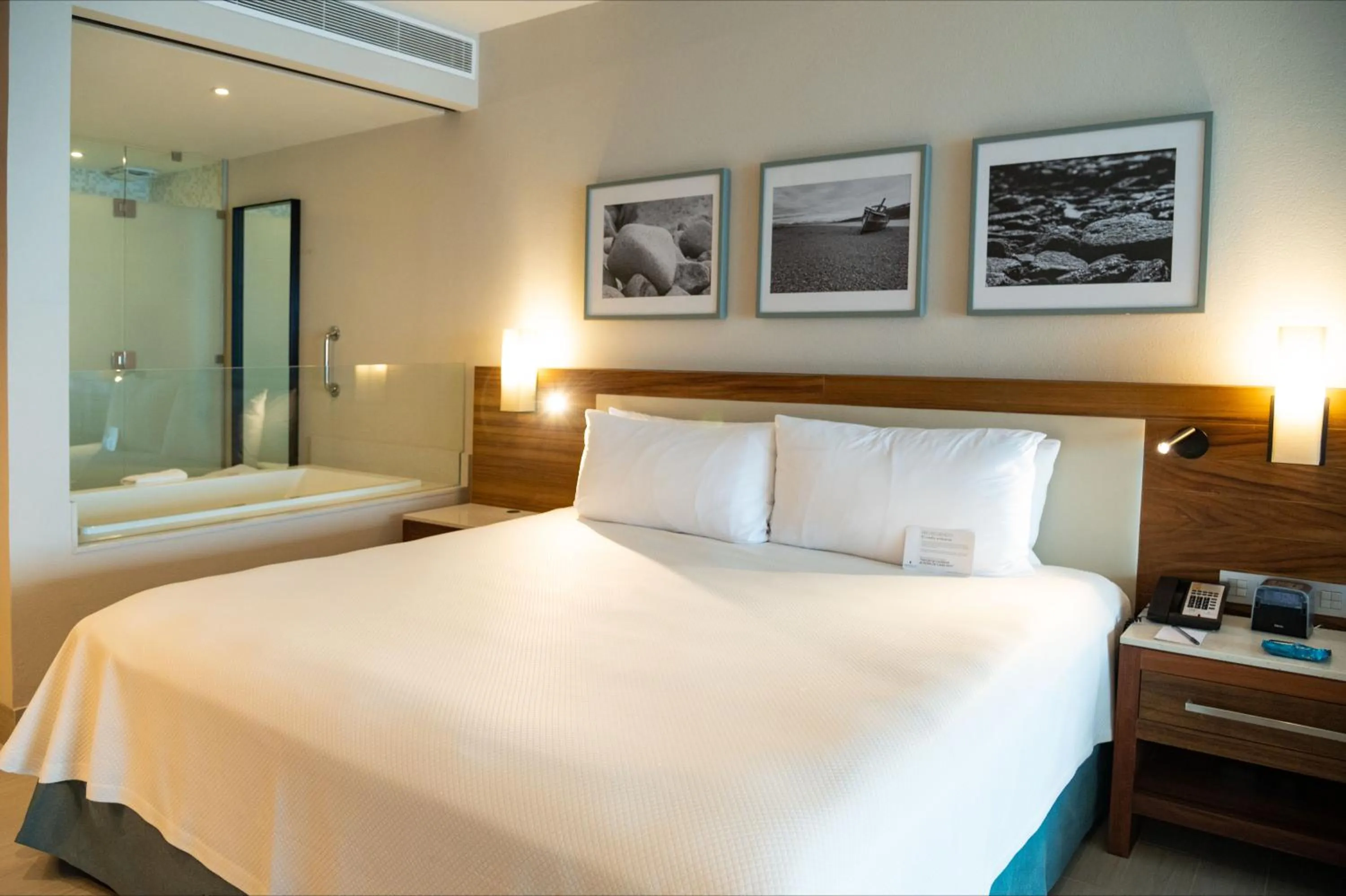 Bed in Emporio Cancun - Buy All Inclusive Option