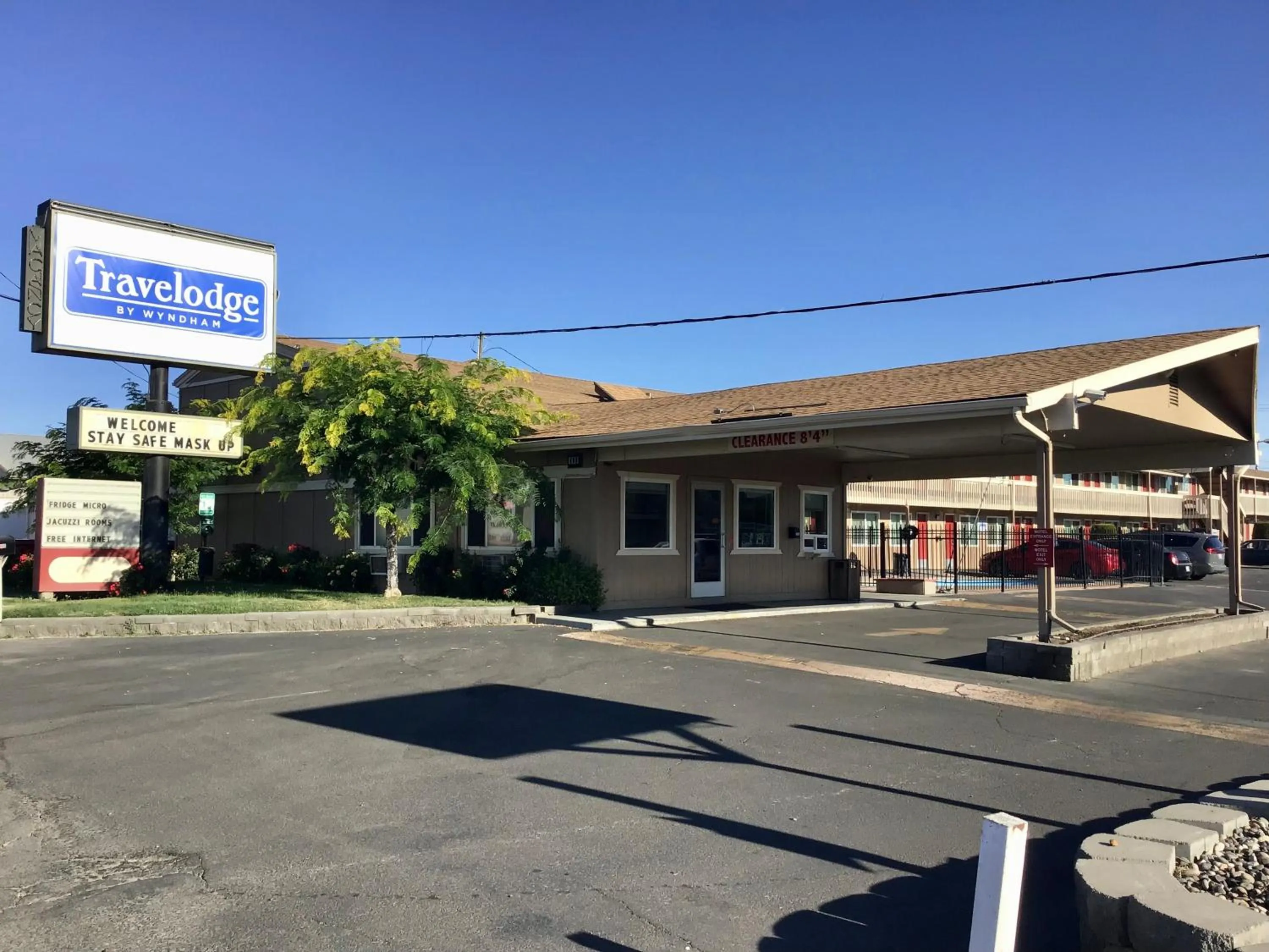 Facade/entrance, Property Building in Travelodge by Wyndham Sunnyside
