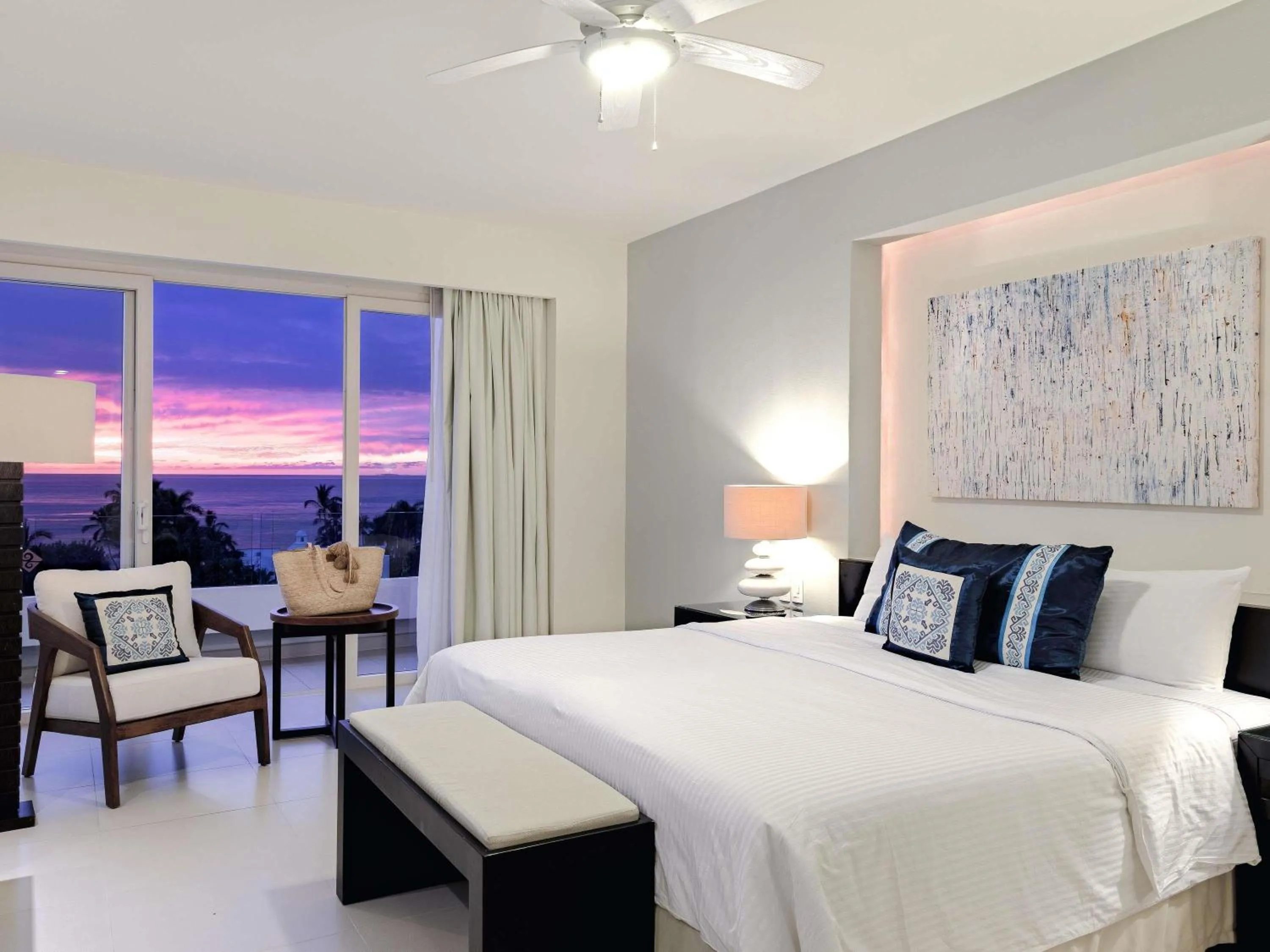 Bedroom, Bed in Marival Distinct All-Suites & World Spa - Handwritten Collection