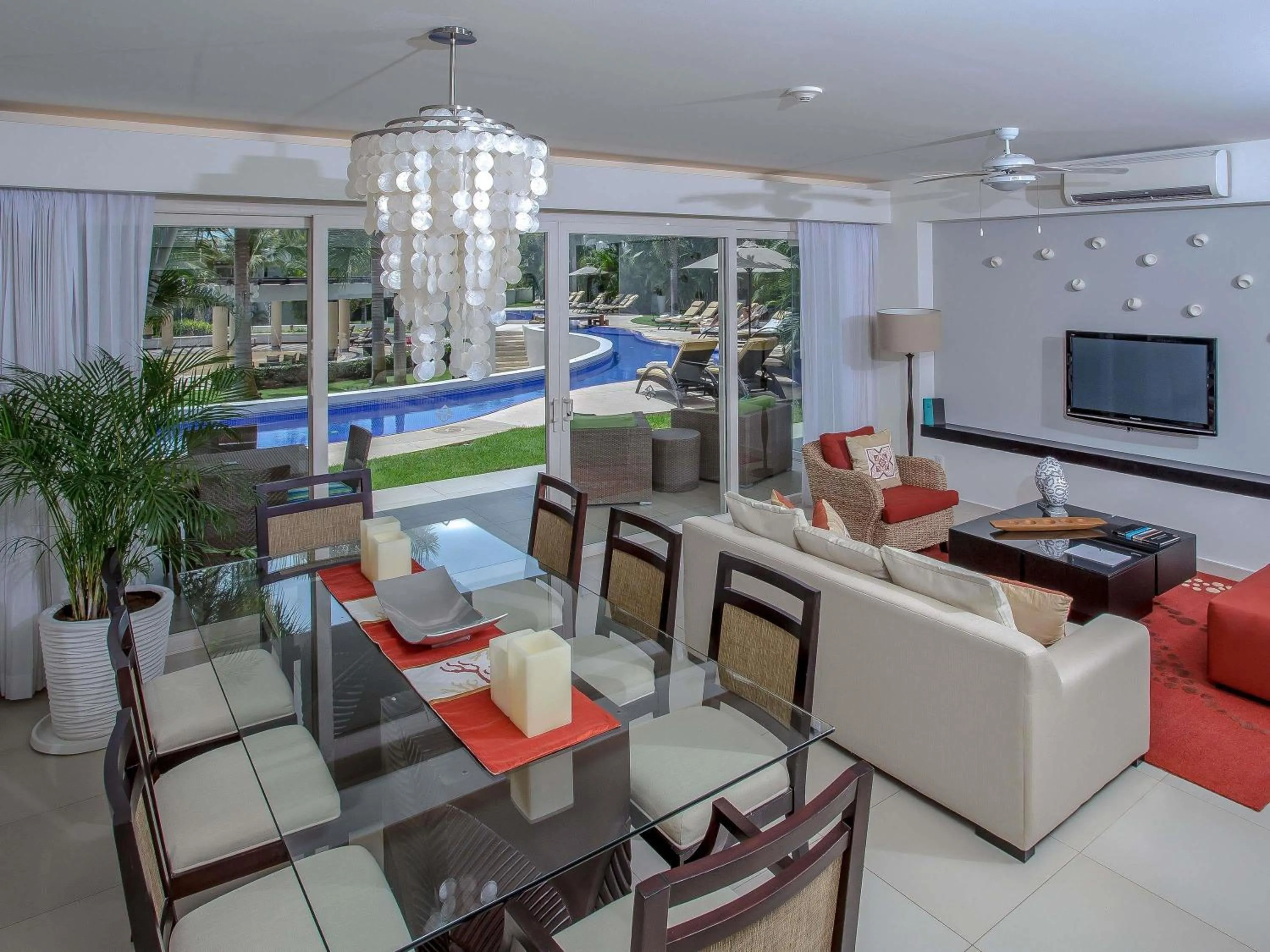 Bedroom in Marival Distinct All-Suites & World Spa - Handwritten Collection