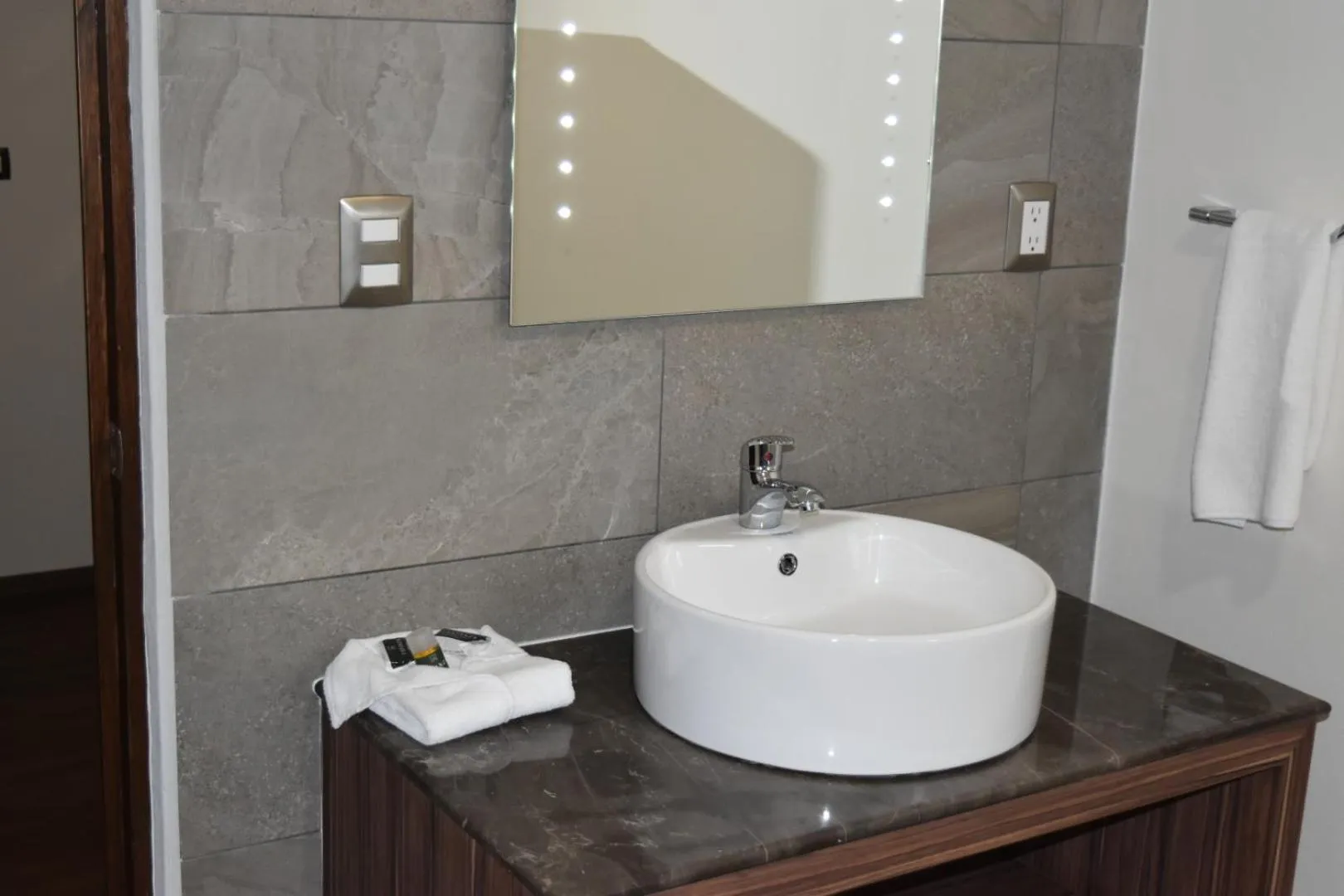 Bathroom in Estanza Hotel & Suites