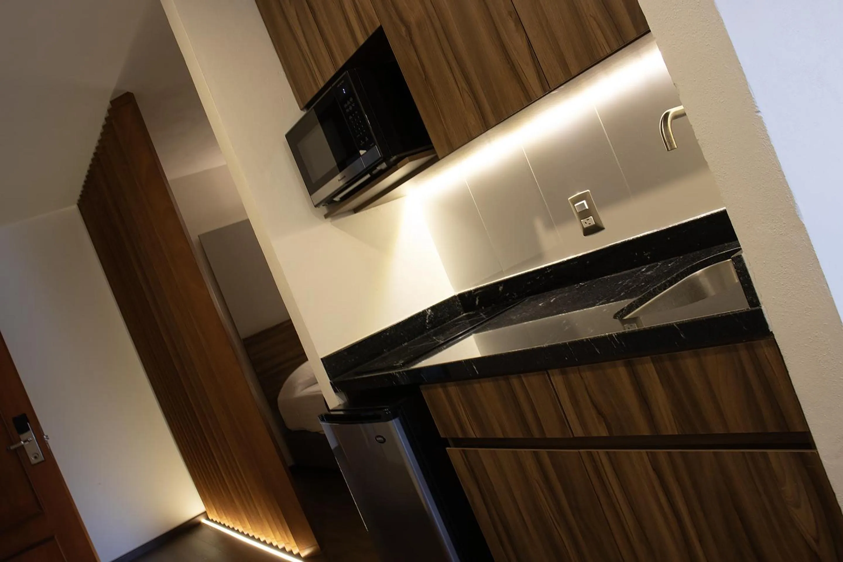 kitchen in Estanza Hotel & Suites