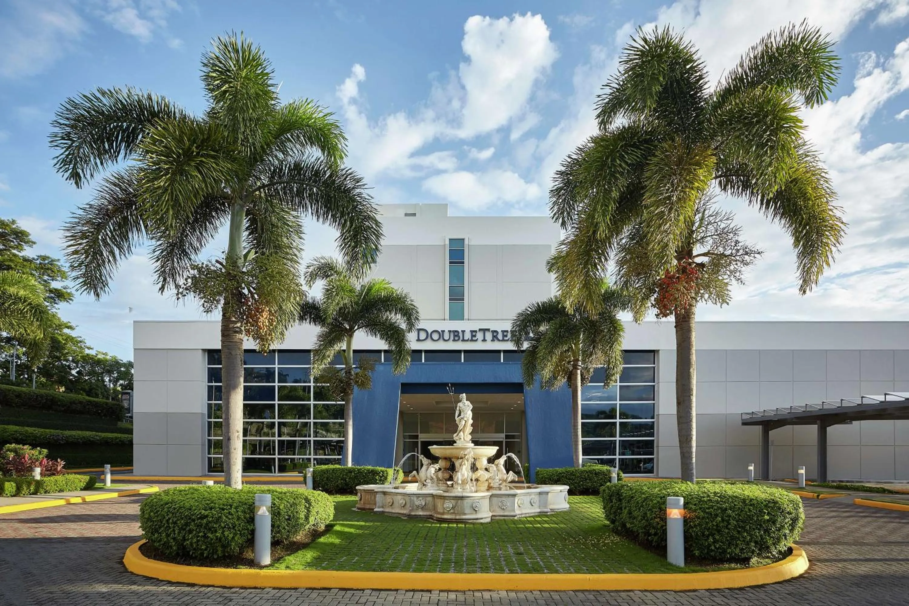 Property building in DoubleTree by Hilton Managua