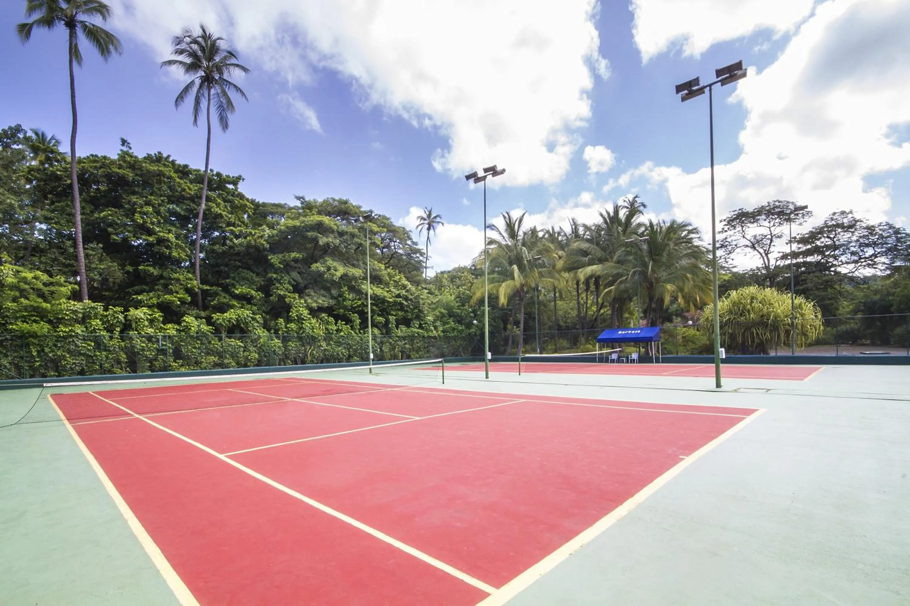 Tennis court in Barceló Montelimar All Inclusive