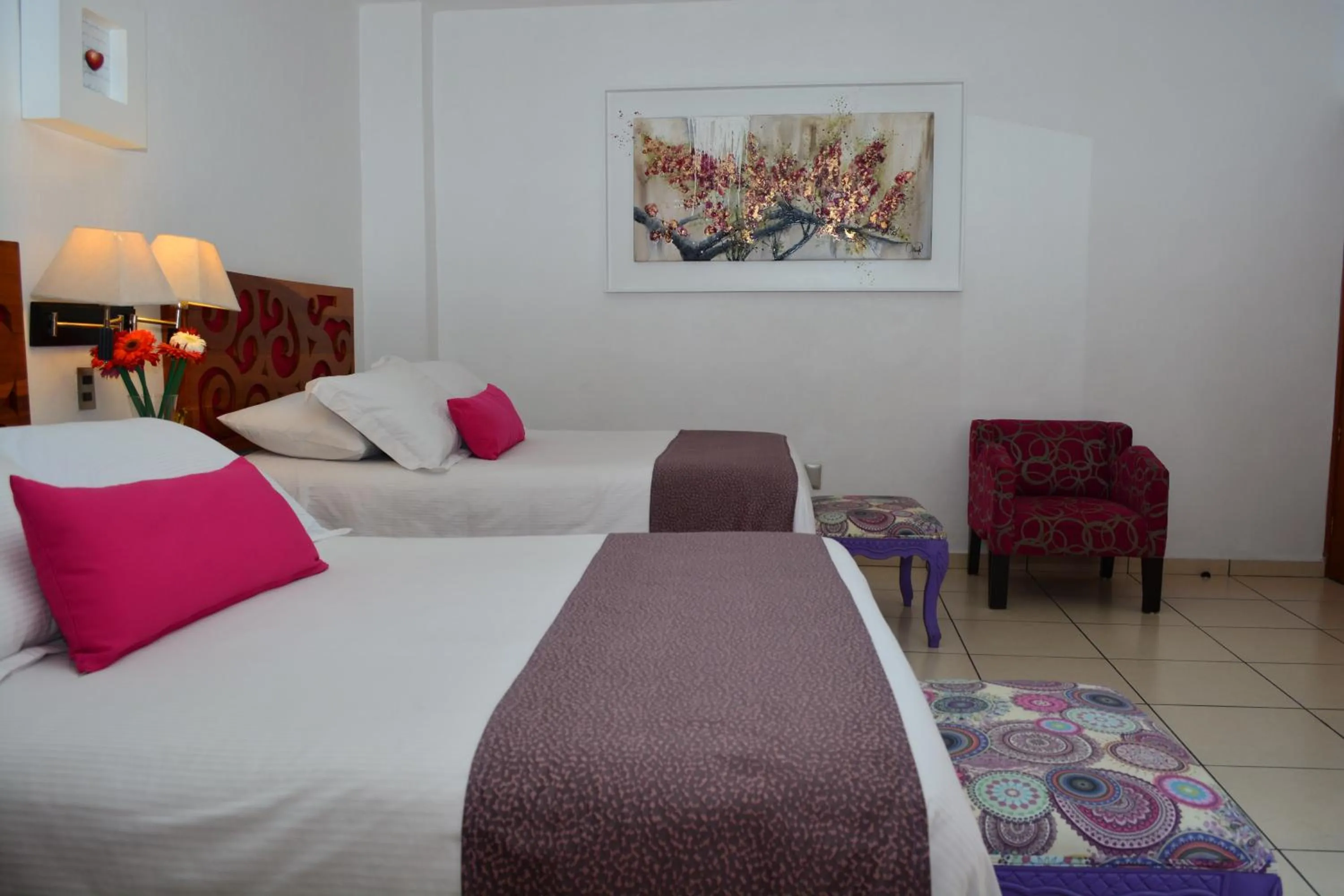 Photo of the whole room, Bed in Boutique Pueblo Lindo