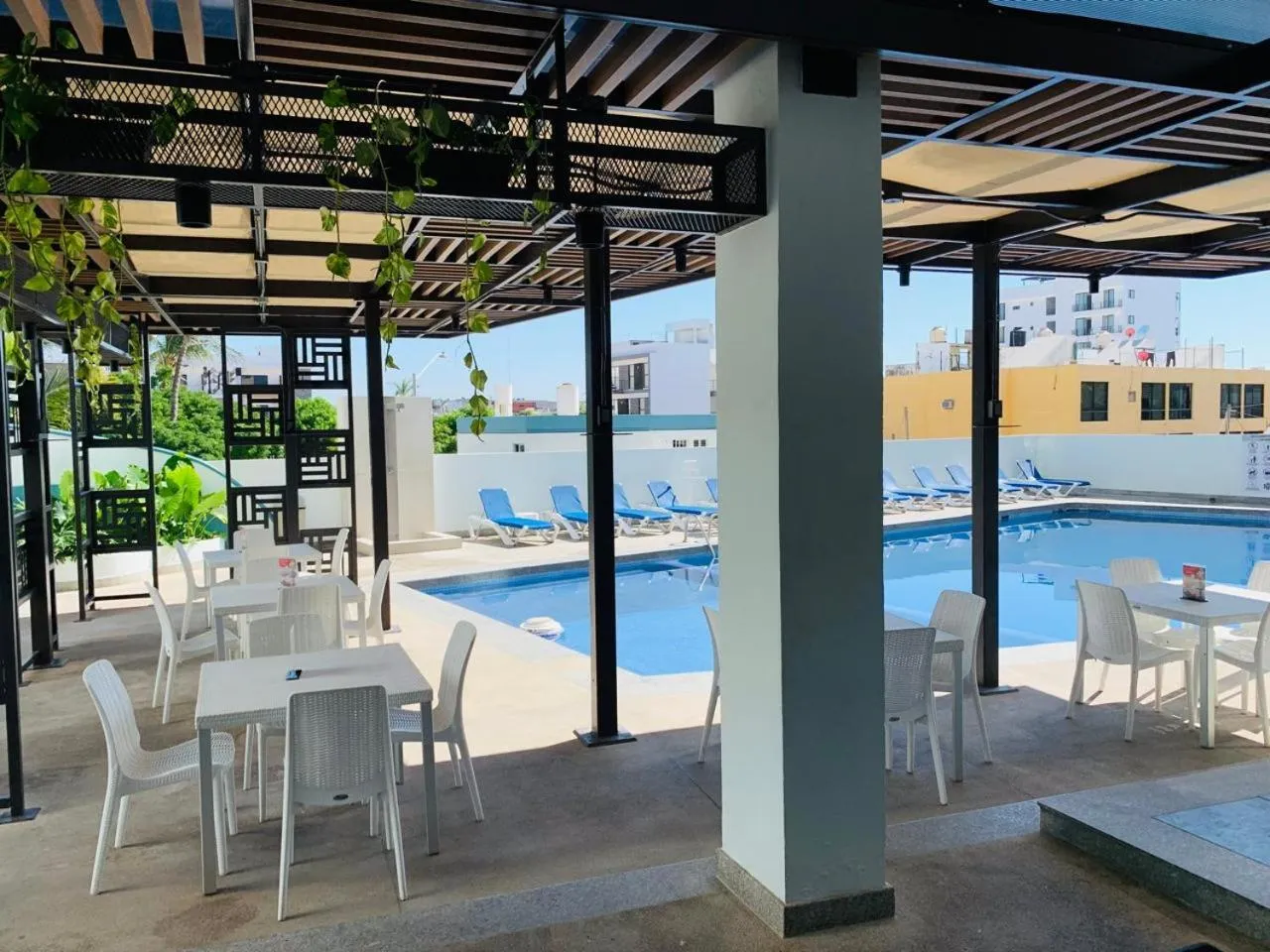 Solarium in Hacienda Mazatlán sea view