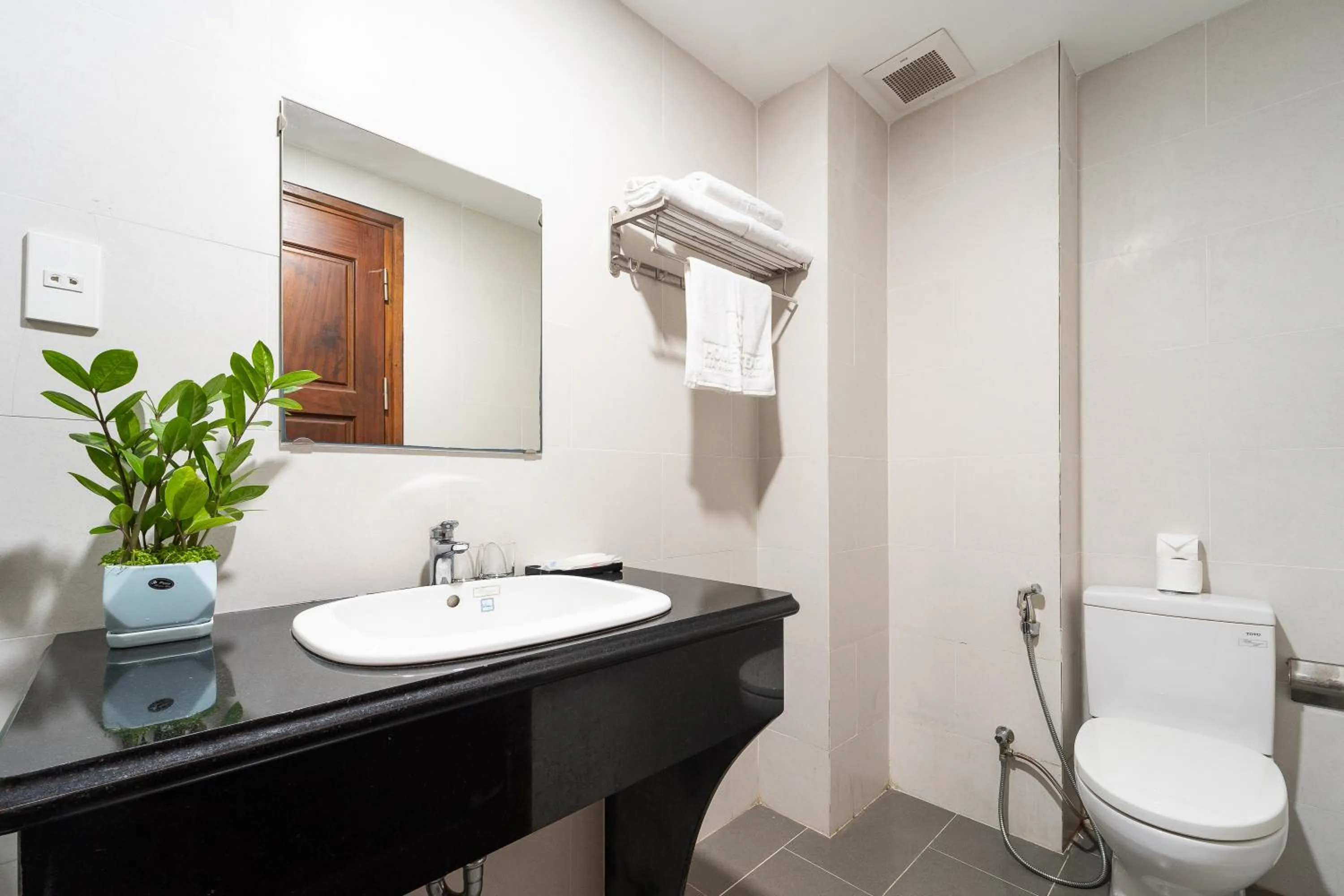 Toilet in Homestead Seaview Phu Quoc Hotel