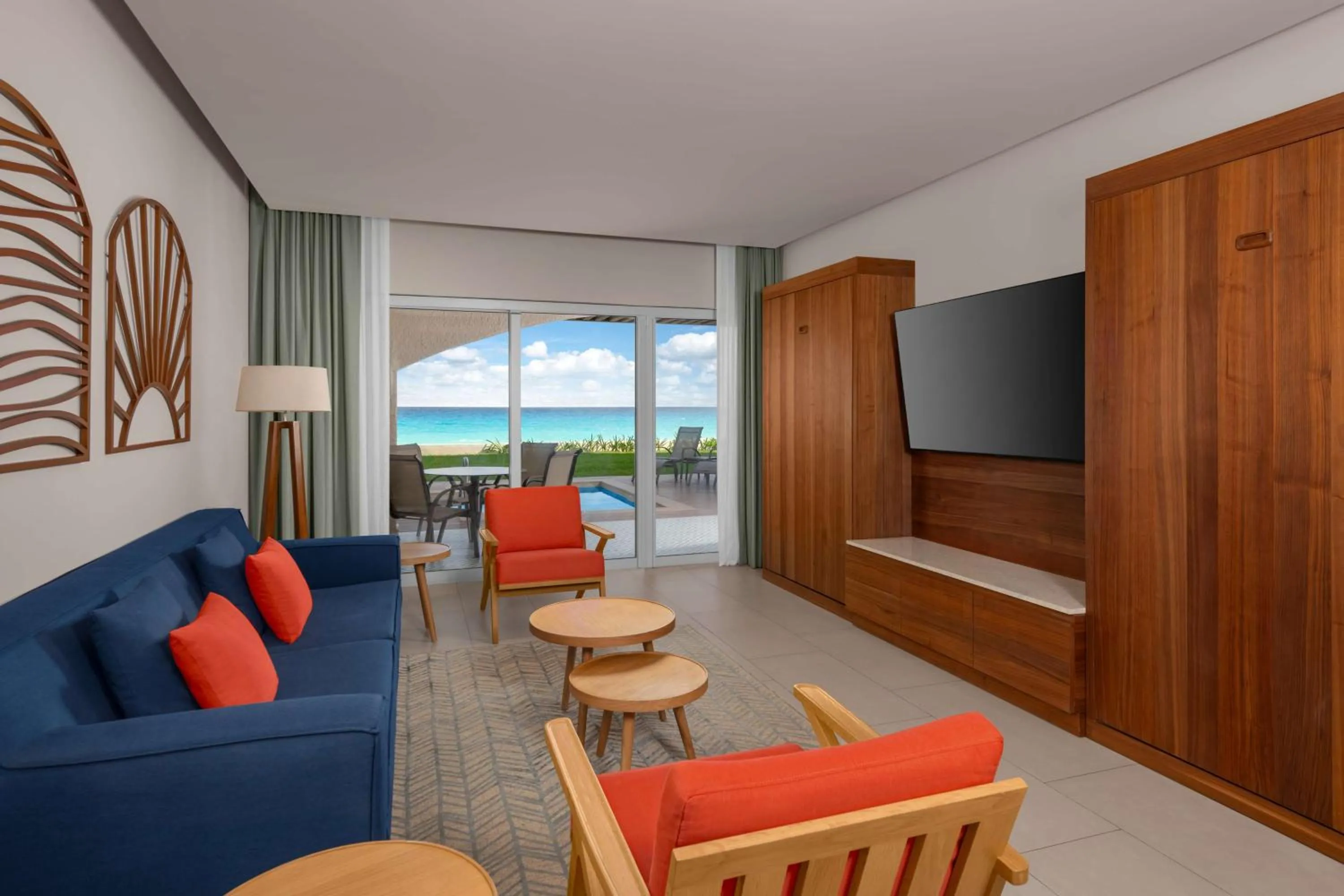 Living room in Hilton Cancun Mar Caribe All-Inclusive Resort