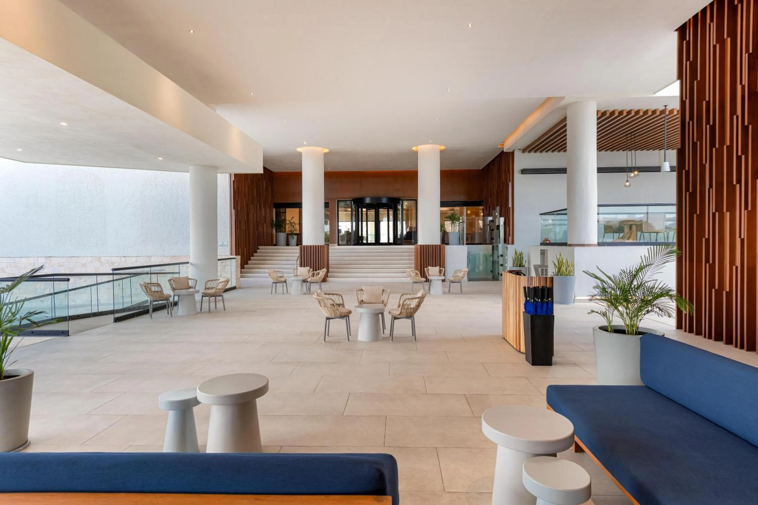 Lobby or reception in Hilton Cancun Mar Caribe All-Inclusive Resort